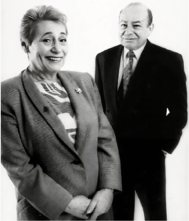 Harry et Rosemary Kanner souriants