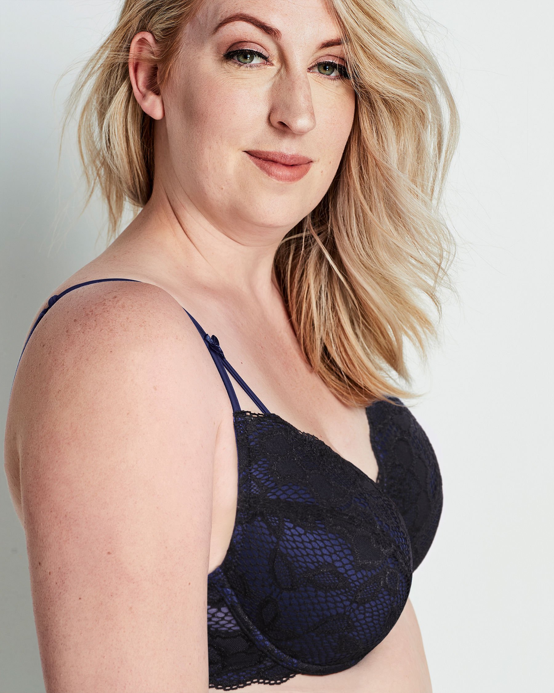 LA VIE EN ROSE Lightly Lined Mastectomy Bra Black 389-110-0-98 - View3