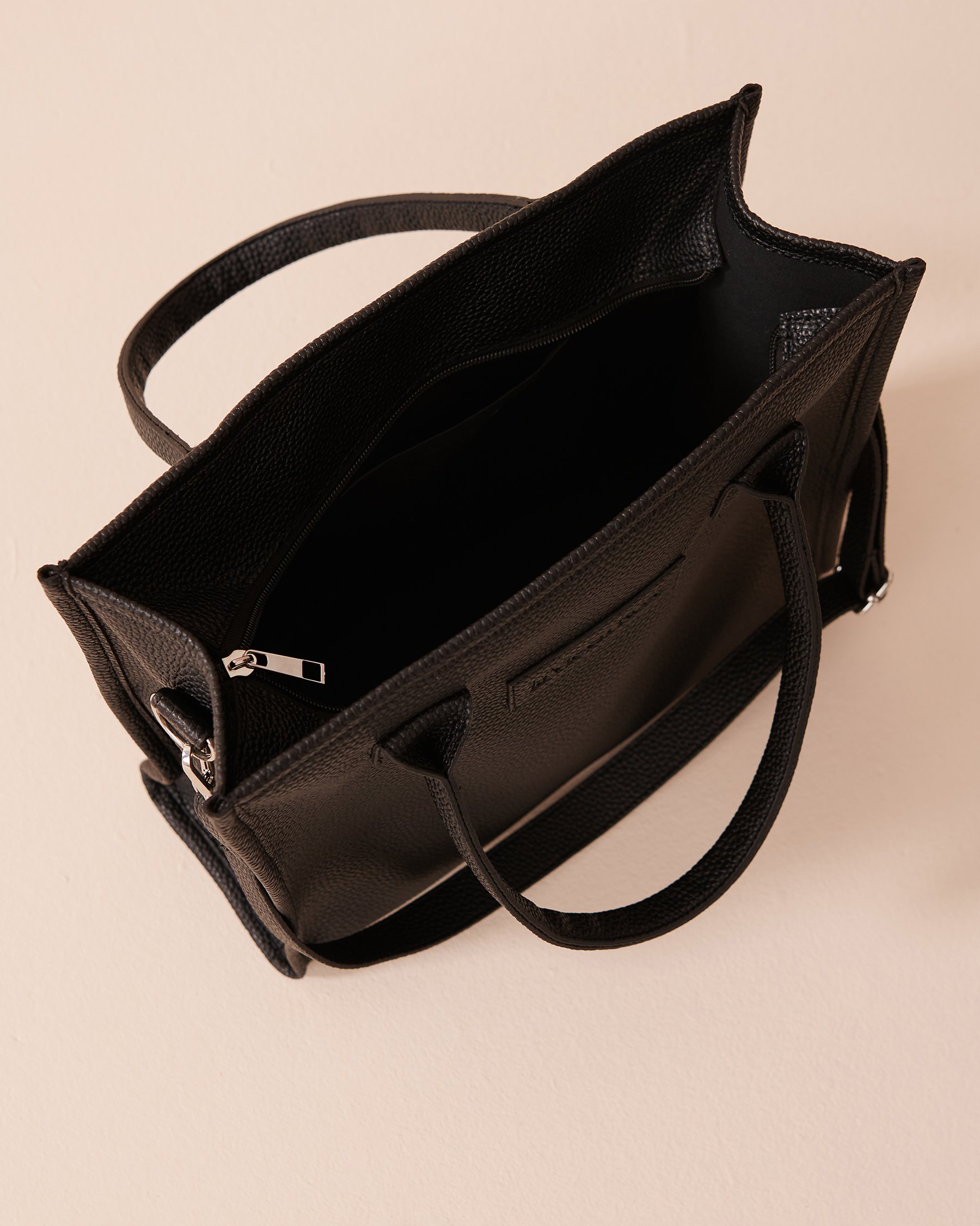 LA VIE EN ROSE Tote Bag Black 40700334 - View5