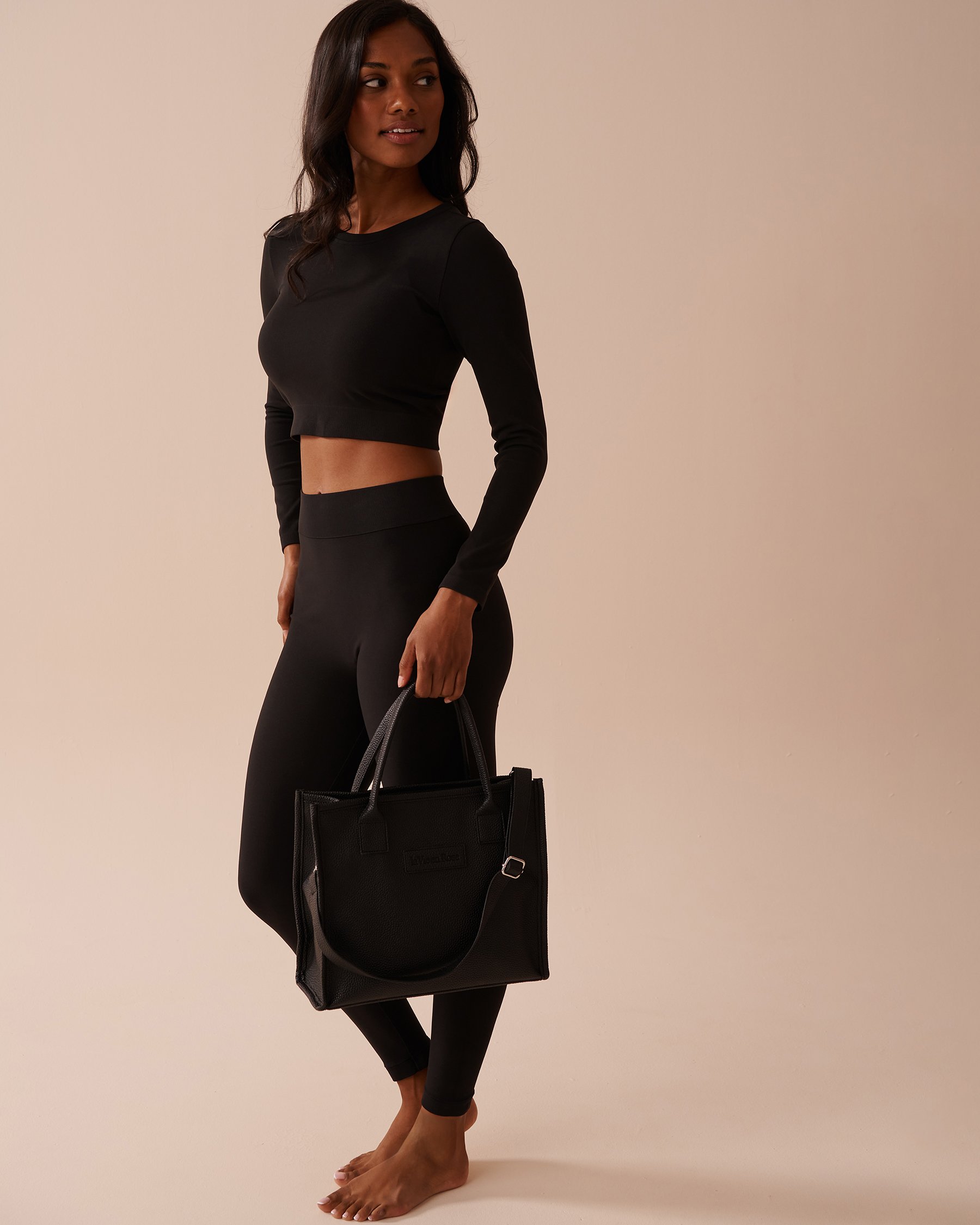 LA VIE EN ROSE Tote Bag Black 40700334 - View4