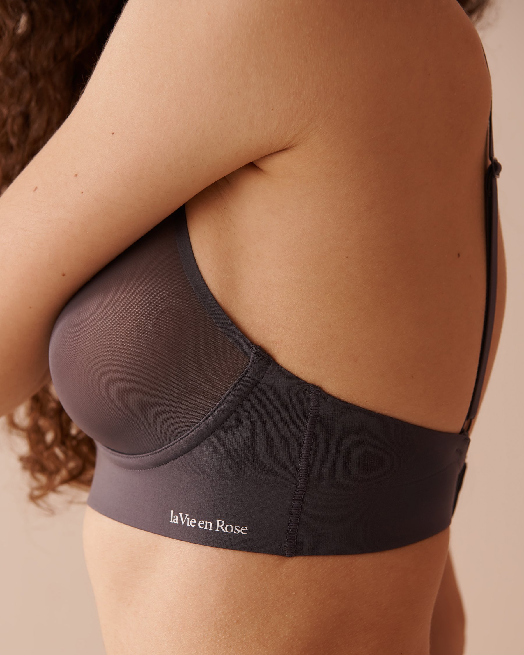 LA VIE EN ROSE Sheer Mesh Bralette Anthracite 10100144 - View3