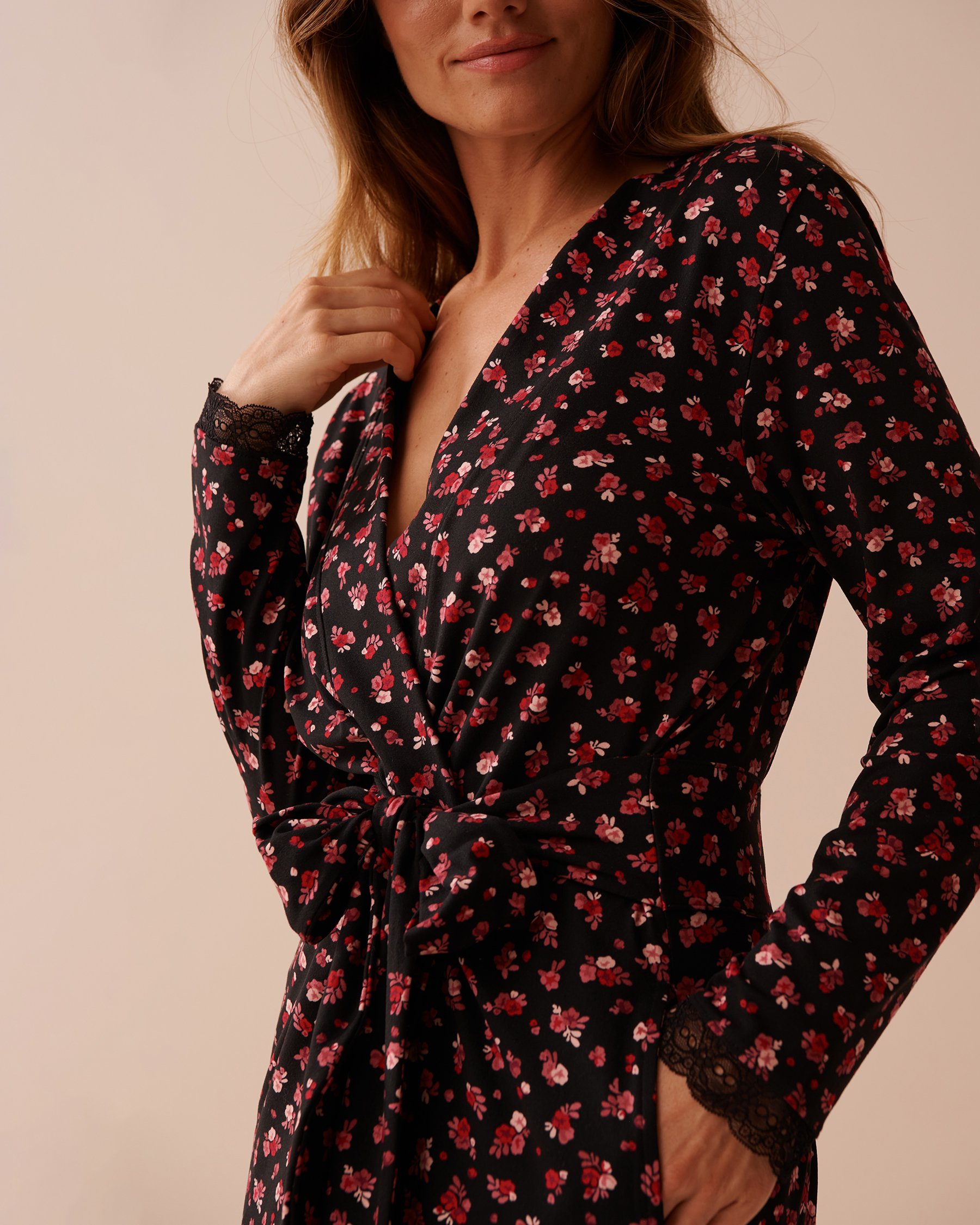 LA VIE EN ROSE Ditsy Rose Super Soft Long Kimono Ditsy Rose 40600173 - View8