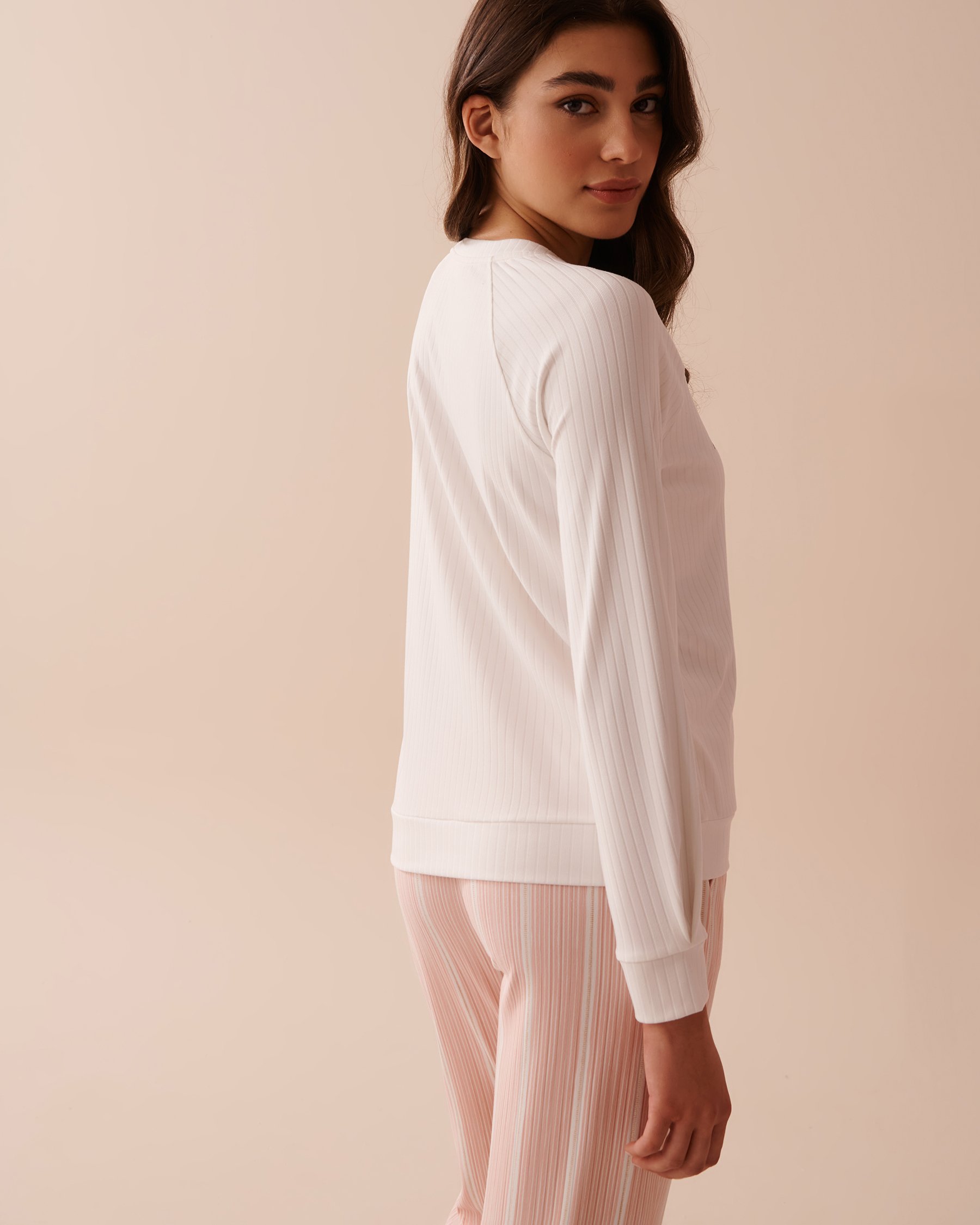 LA VIE EN ROSE Dog Print Ribbed Jersey Long Sleeve Shirt White 40100591 - View2