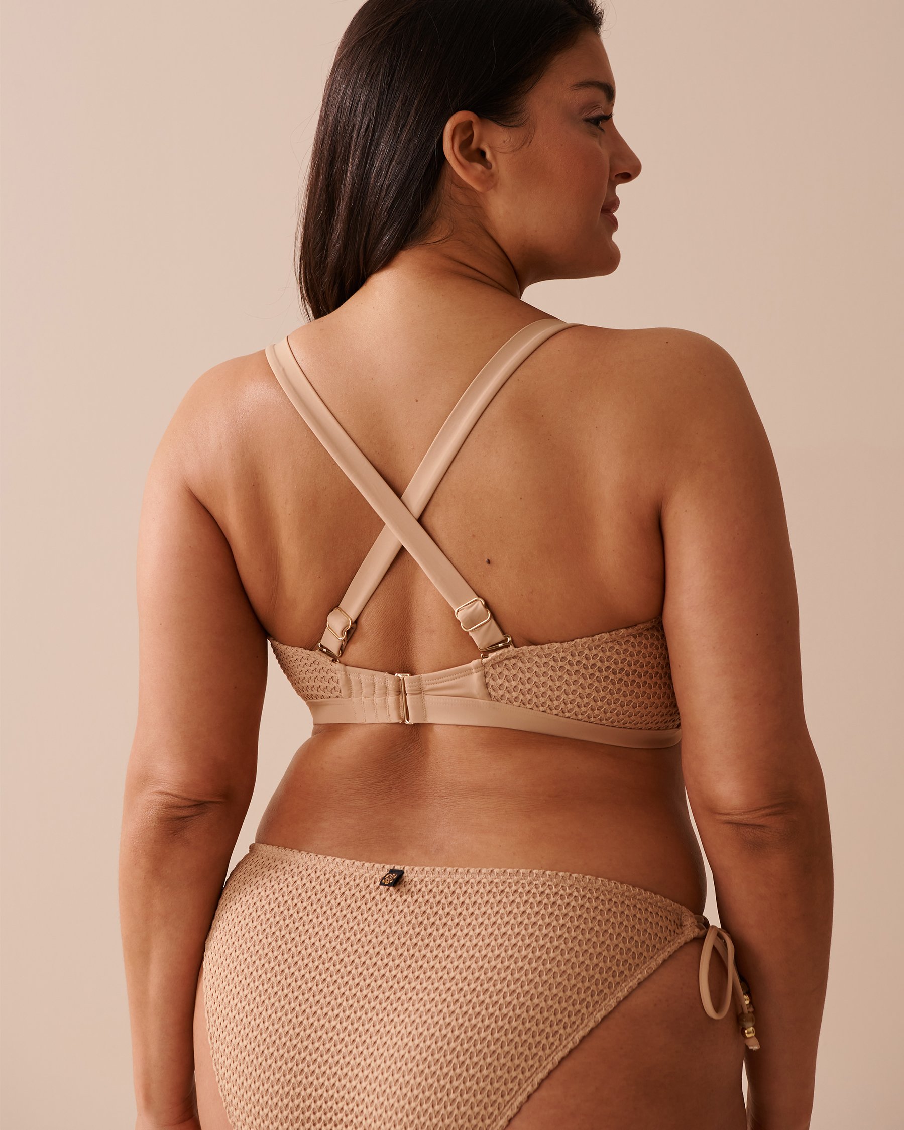 LA VIE EN ROSE AQUA COCONUT Crochet D Cup V-Wire Bralette Bikini Top Coconut 70200136 - View3