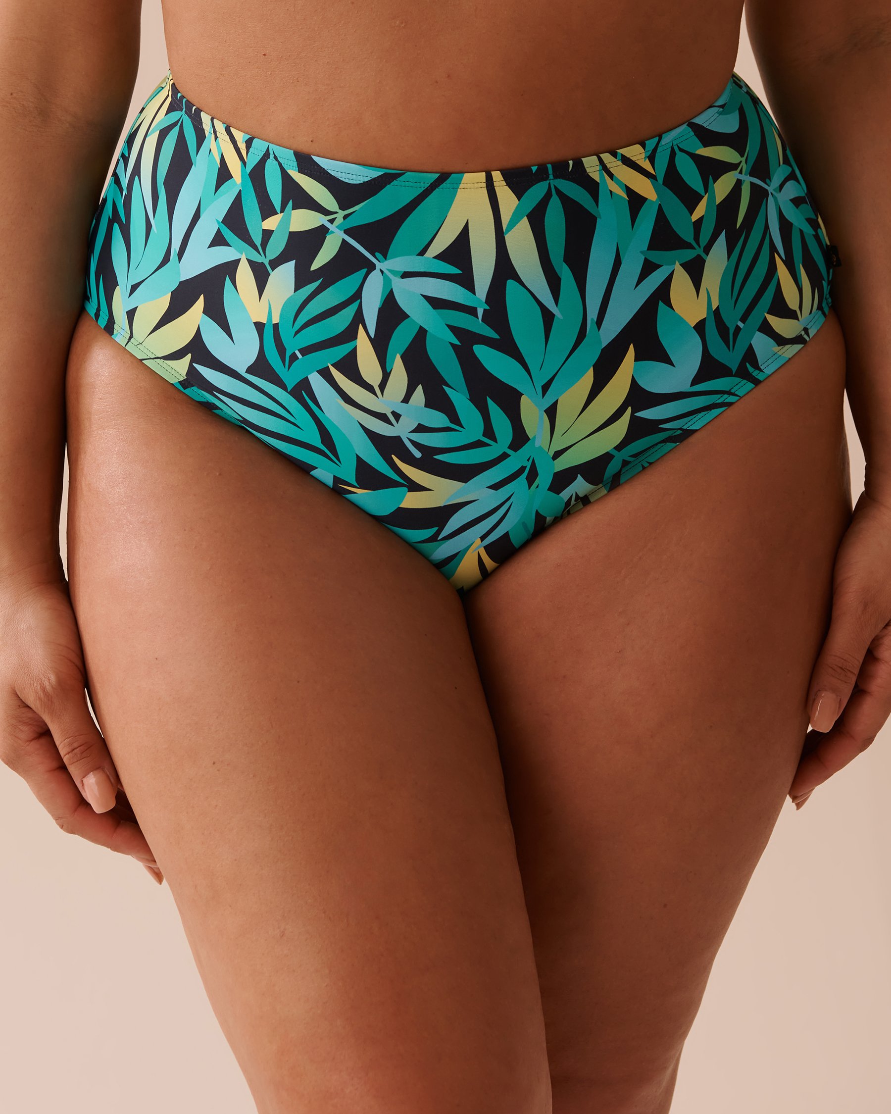 LA VIE EN ROSE AQUA RAINFOREST High Waist Bikini Bottom Rainforest 70300590 - View4