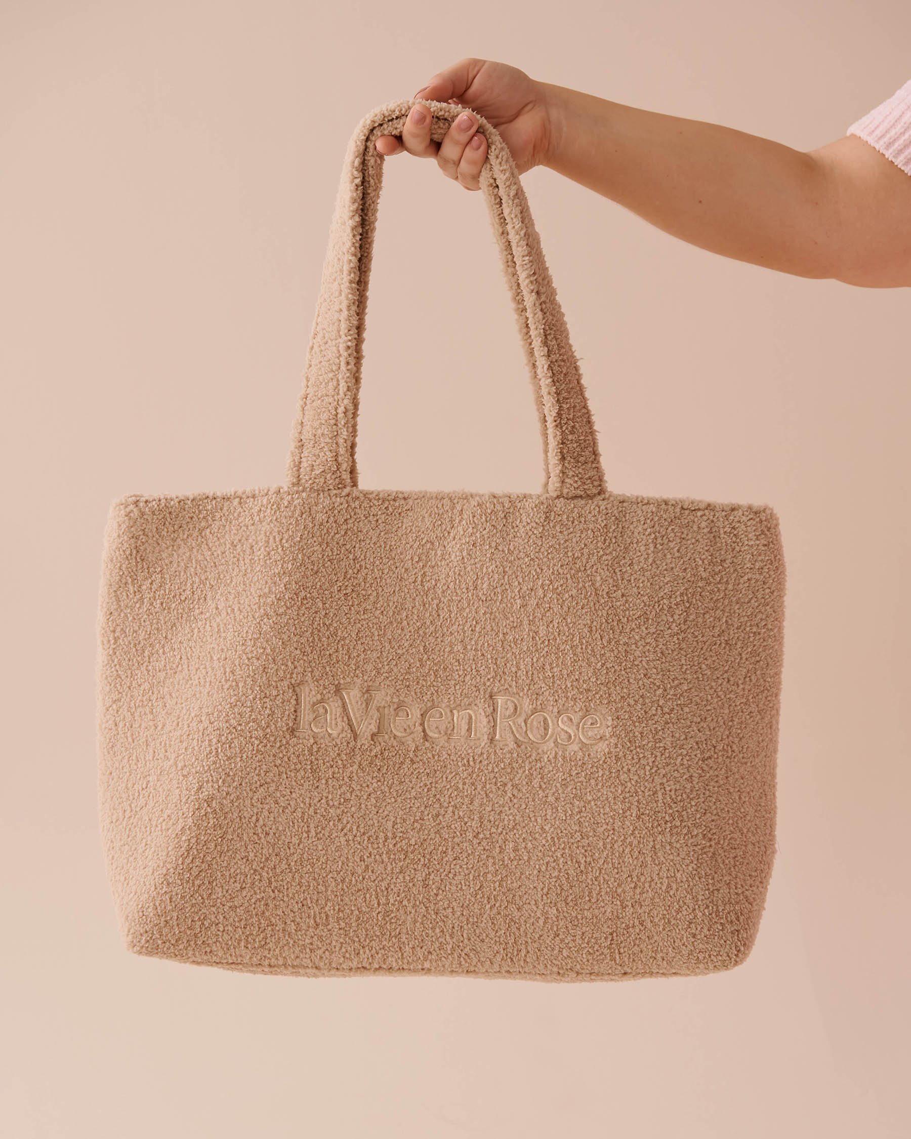 LA VIE EN ROSE Sherpa Tote Bag Beige 40700345 - View4