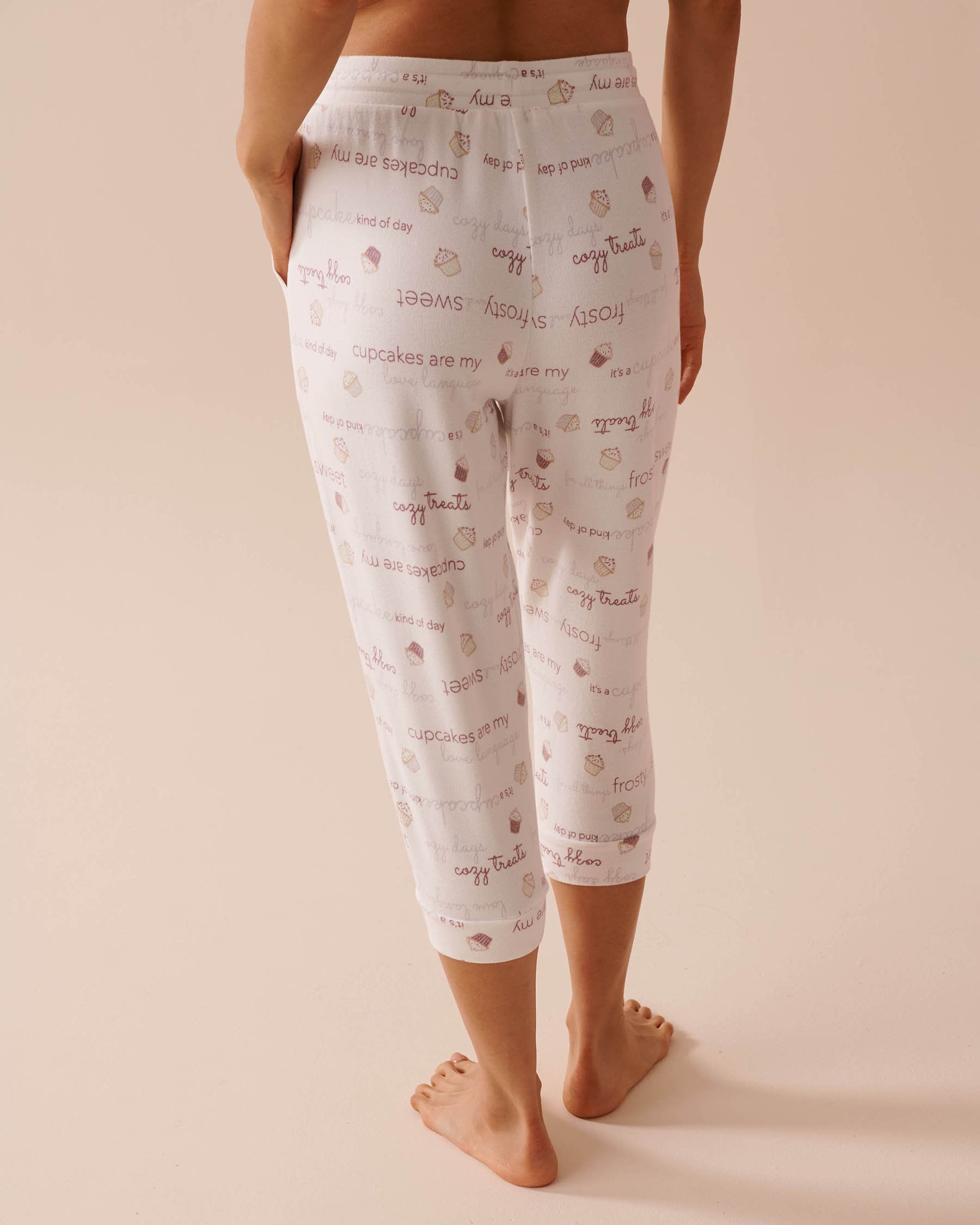 LA VIE EN ROSE Cupcake Print Recycled Fibers Fitted Capris Cupcake Print 40200609 - View2