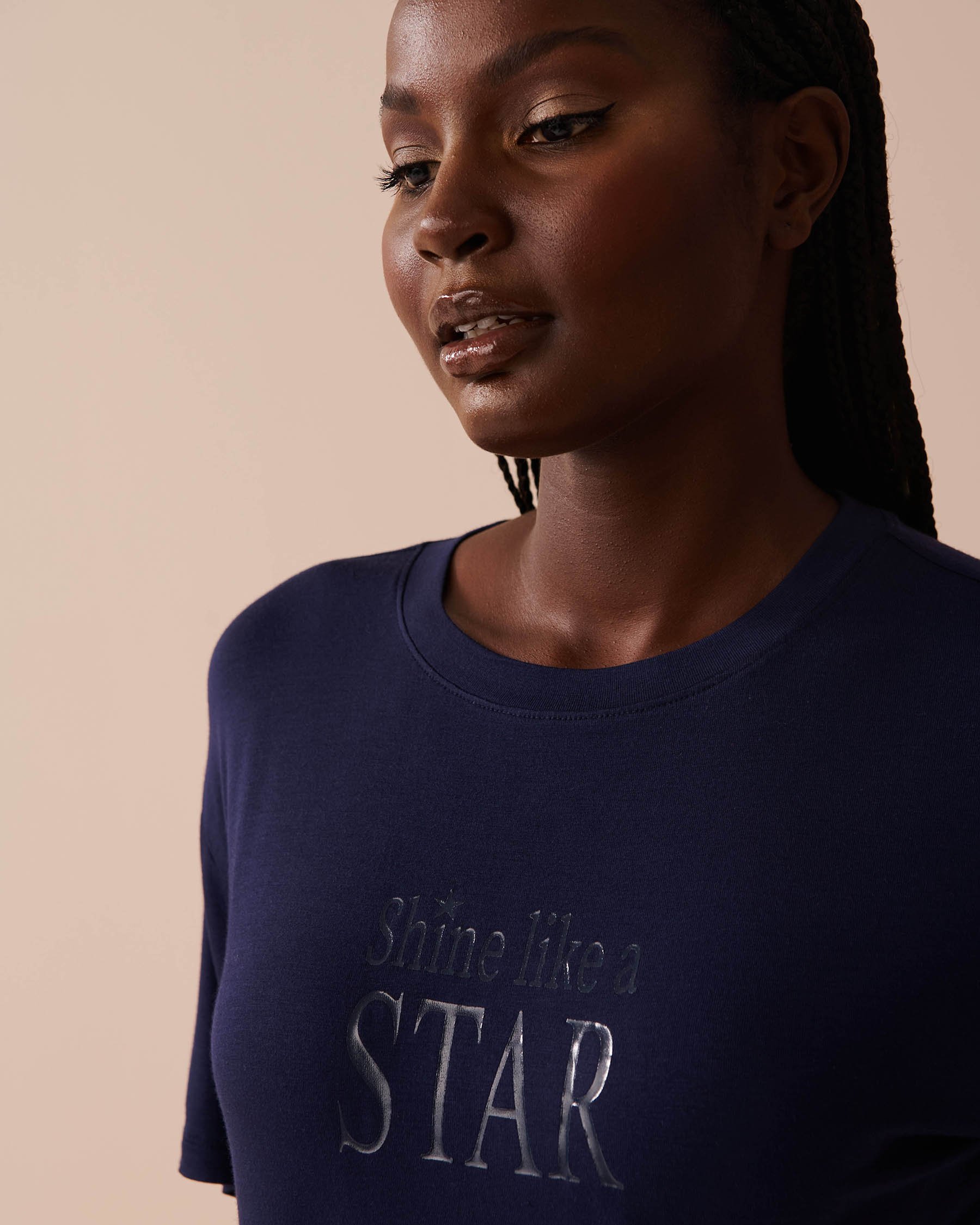 LA VIE EN ROSE Chandail manches courtes tombantes en jersey doux Bleu nuit 40100628 - View2