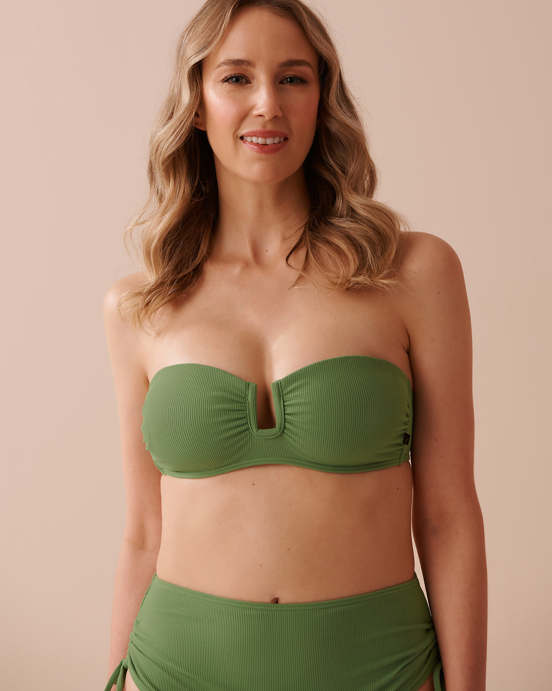 LA VIE EN ROSE AQUA PISTACHIO U-Wire Textured Bandeau Bikini Top Pistachio 70100648 - View3