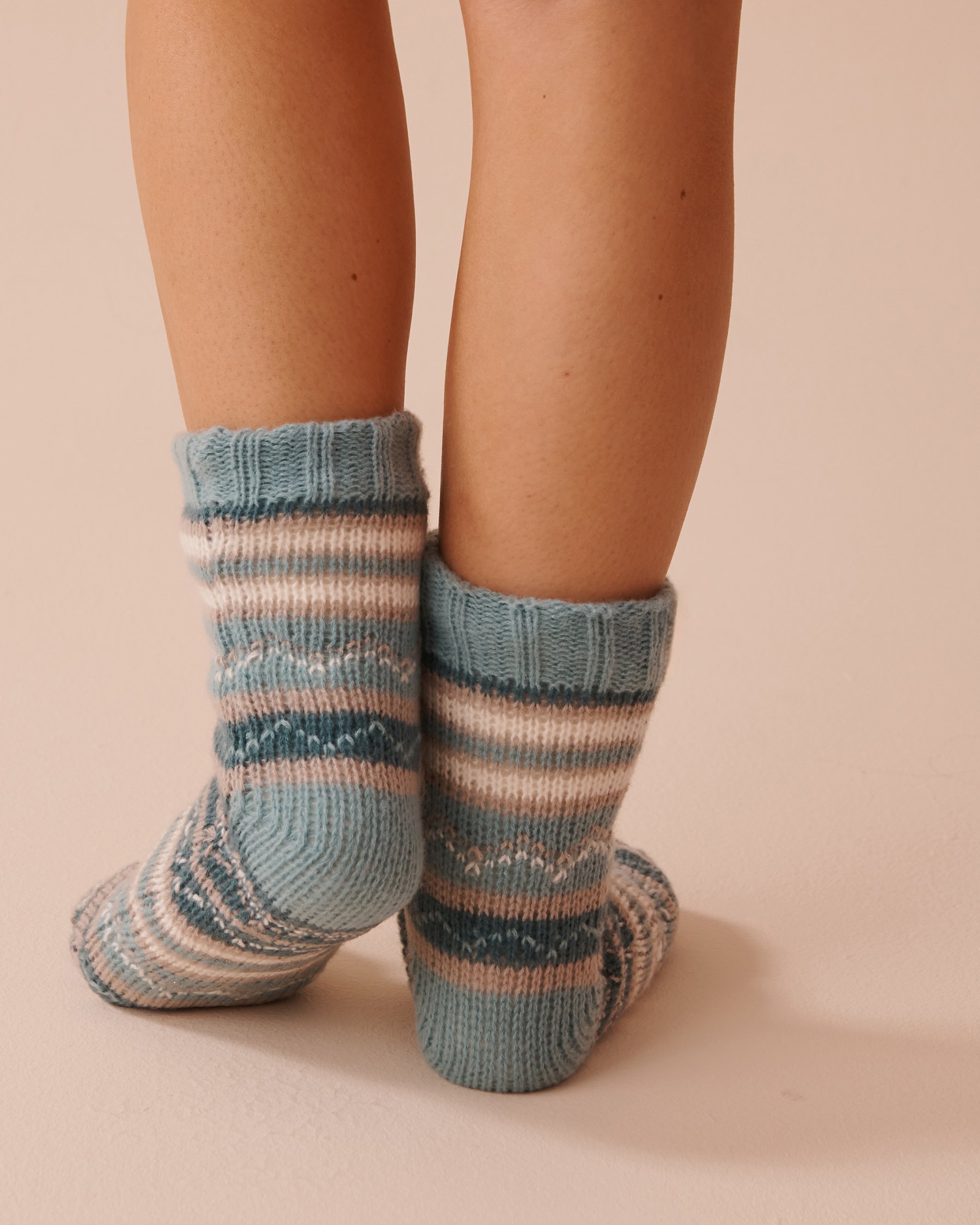 LA VIE EN ROSE Striped Knit and Sherpa Socks Soothing Blue Stripes 40700353 - View2