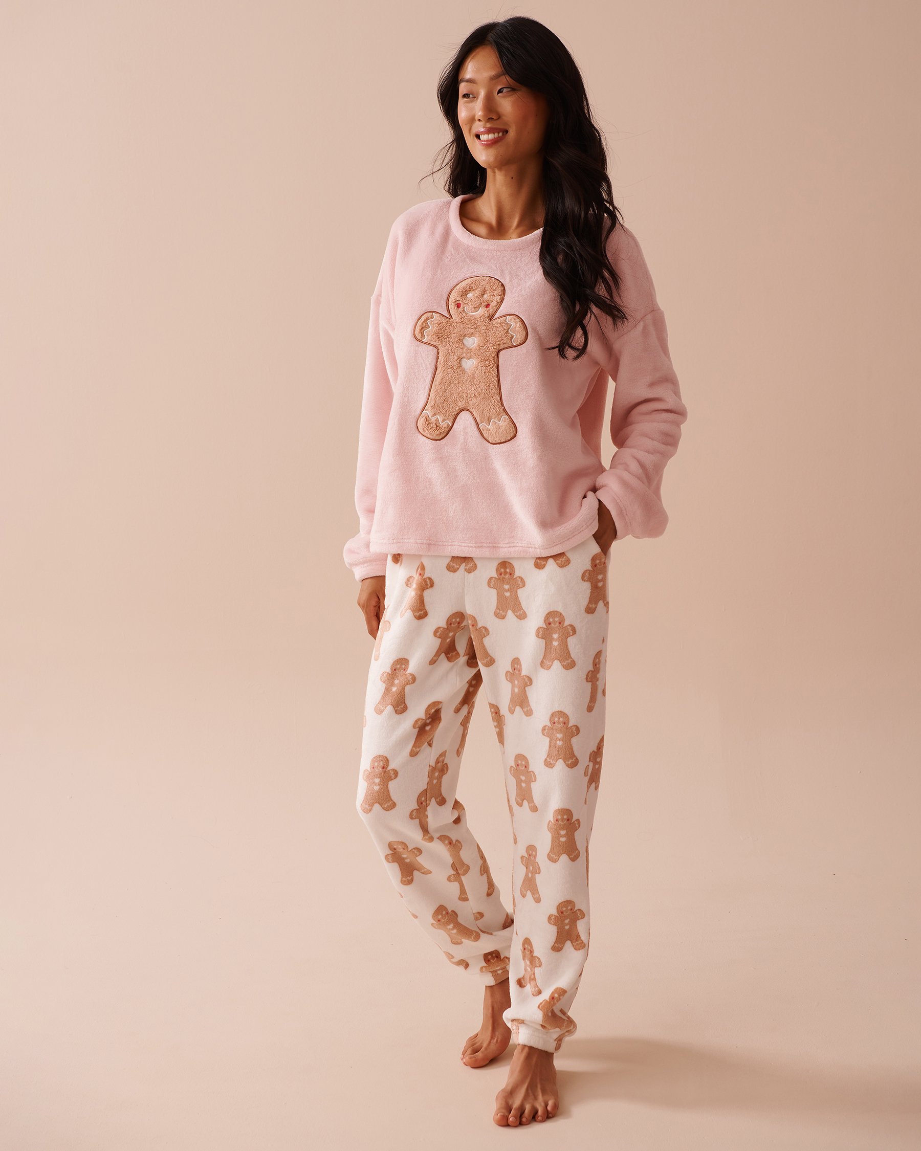 LA VIE EN ROSE Ensemble pyjama en peluche douce à imprimé pain d'épices Pain d'épices/Rose et blanc 40400077 - Voir4
