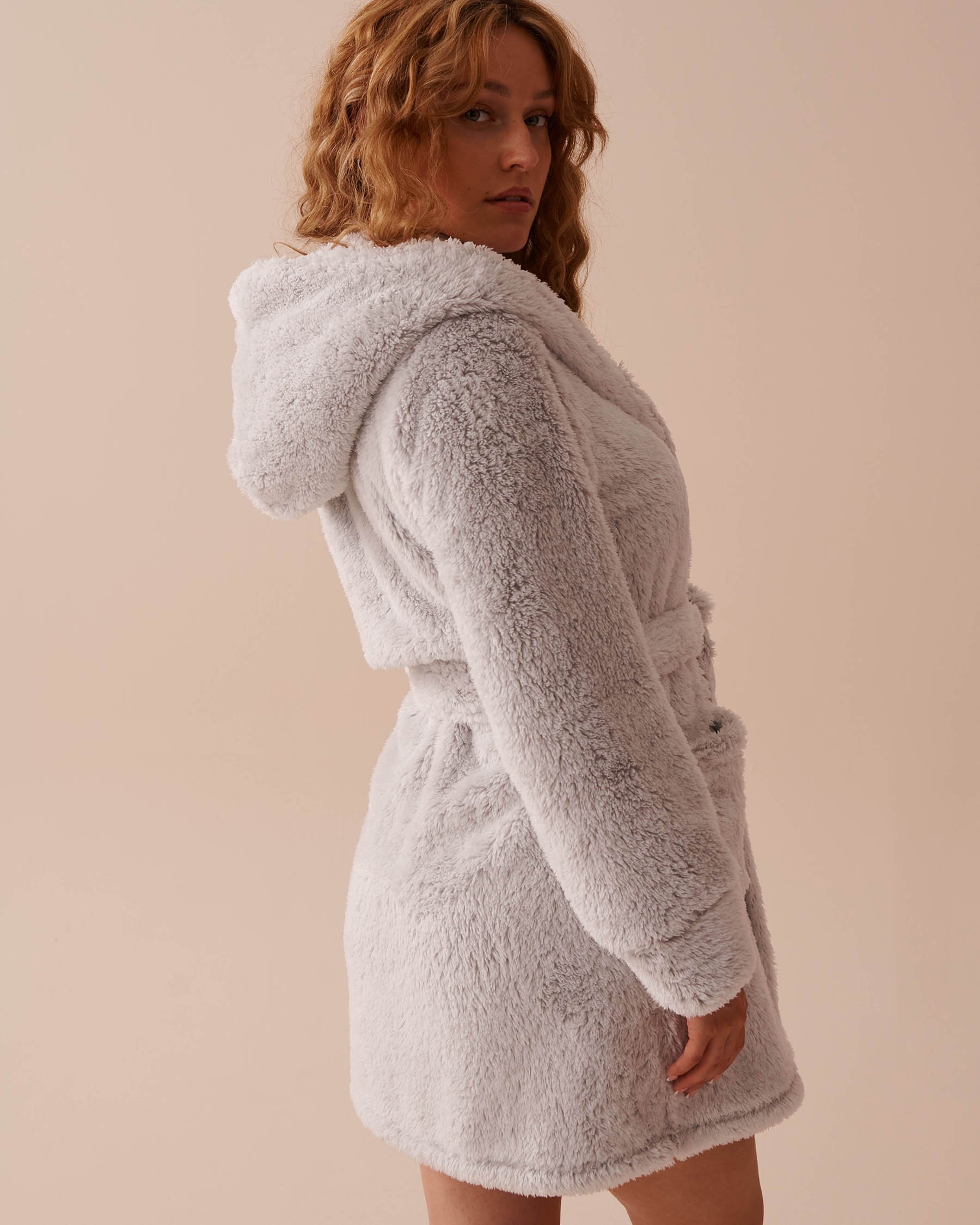 LA VIE EN ROSE Soft Plush Hooded Robe abc 1 Grey 40600193 - View3
