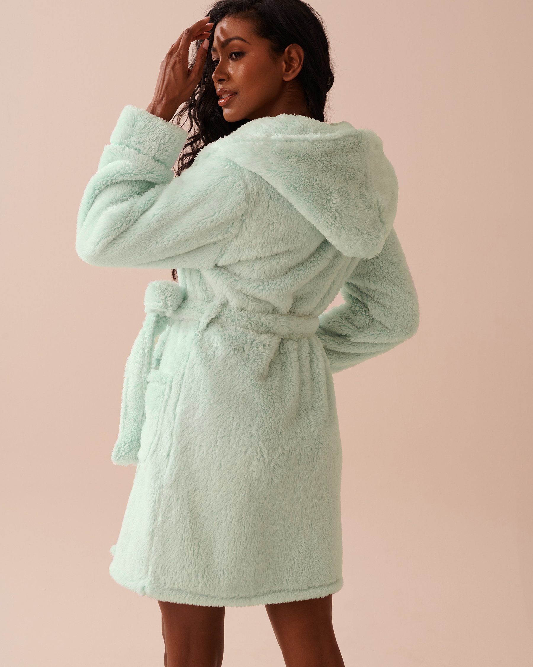 LA VIE EN ROSE Soft Plush Hooded Robe abc Mint Green 40600193 - View5