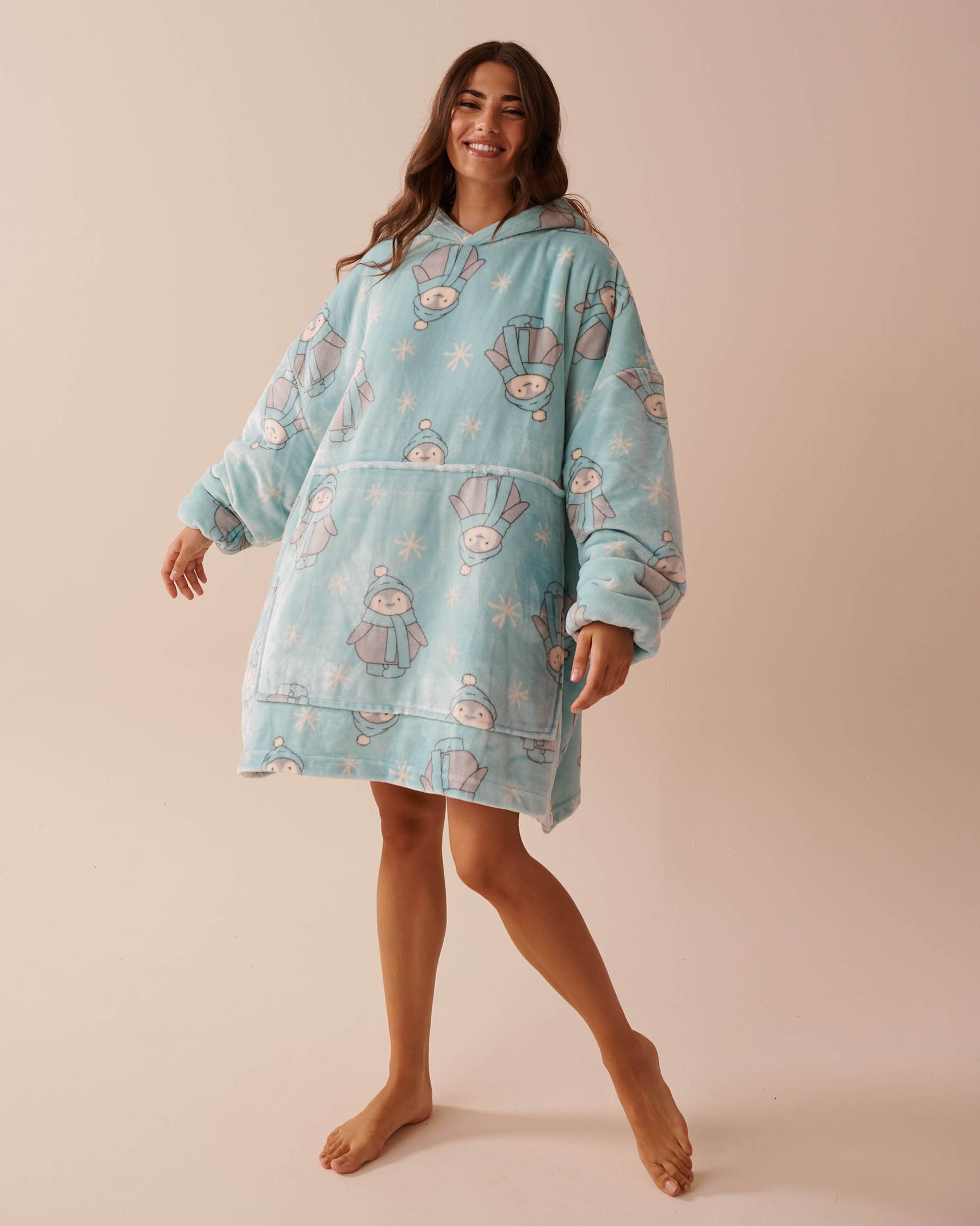 LA VIE EN ROSE Chandail surdimensionné en peluche douce à motif pingouin Pingouin/Bleu 40700350 - Voir4