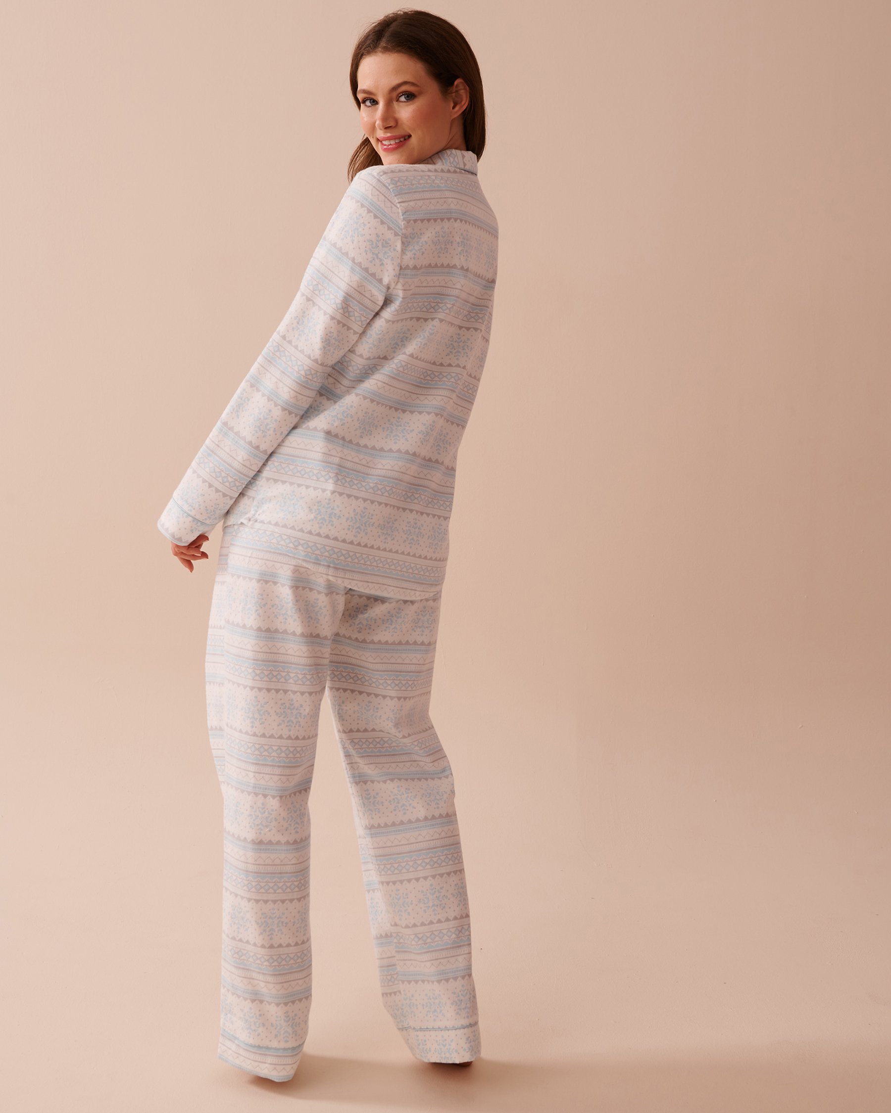 LA VIE EN ROSE Ensemble pyjama en flanelle imprimé nordique bleu Imprimé nordique bleu pâle 40400073 - Voir4