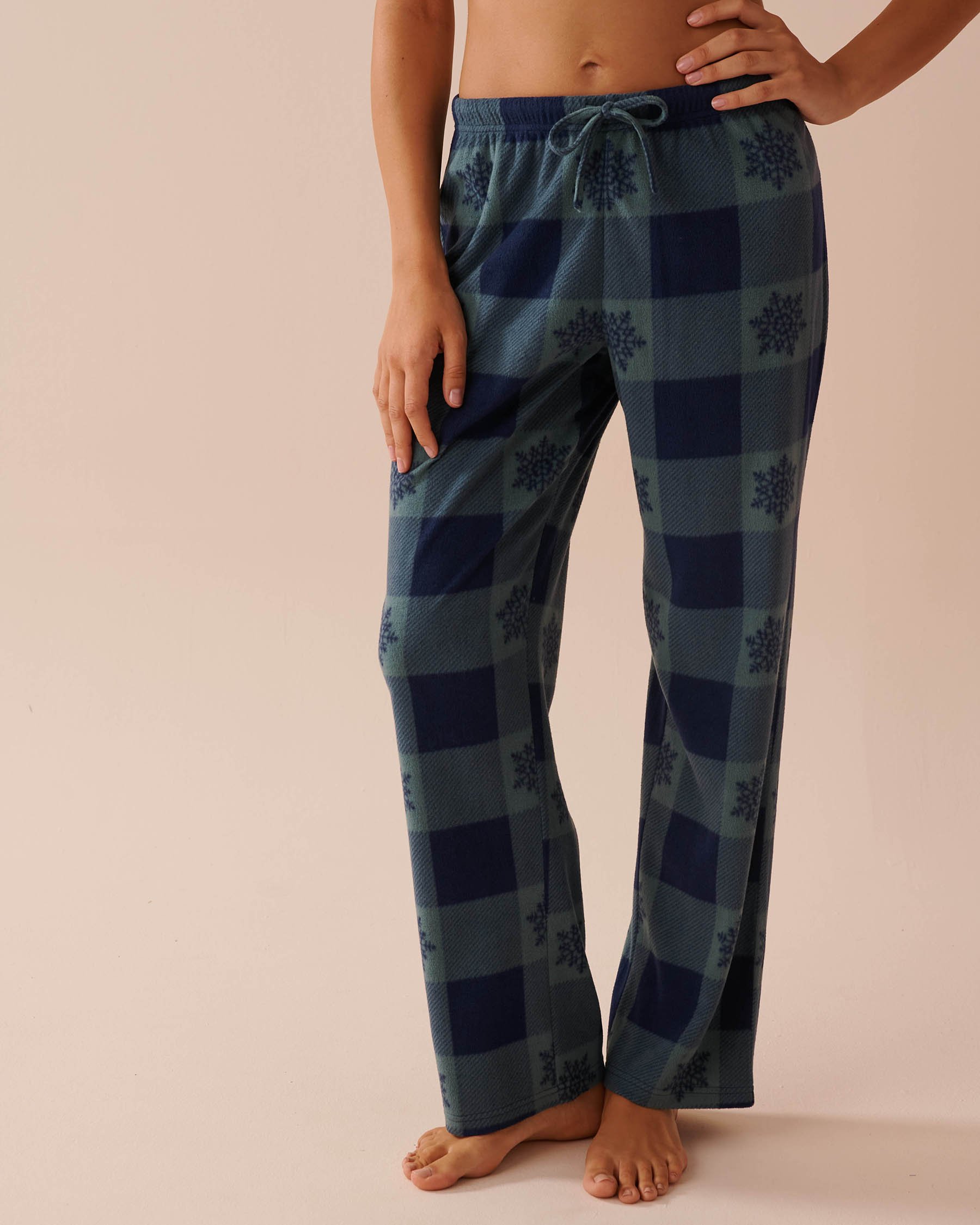 LA VIE EN ROSE Blue & Green Plaid Micropolar PJ Set Blue & Green Plaid 40400074 - View5