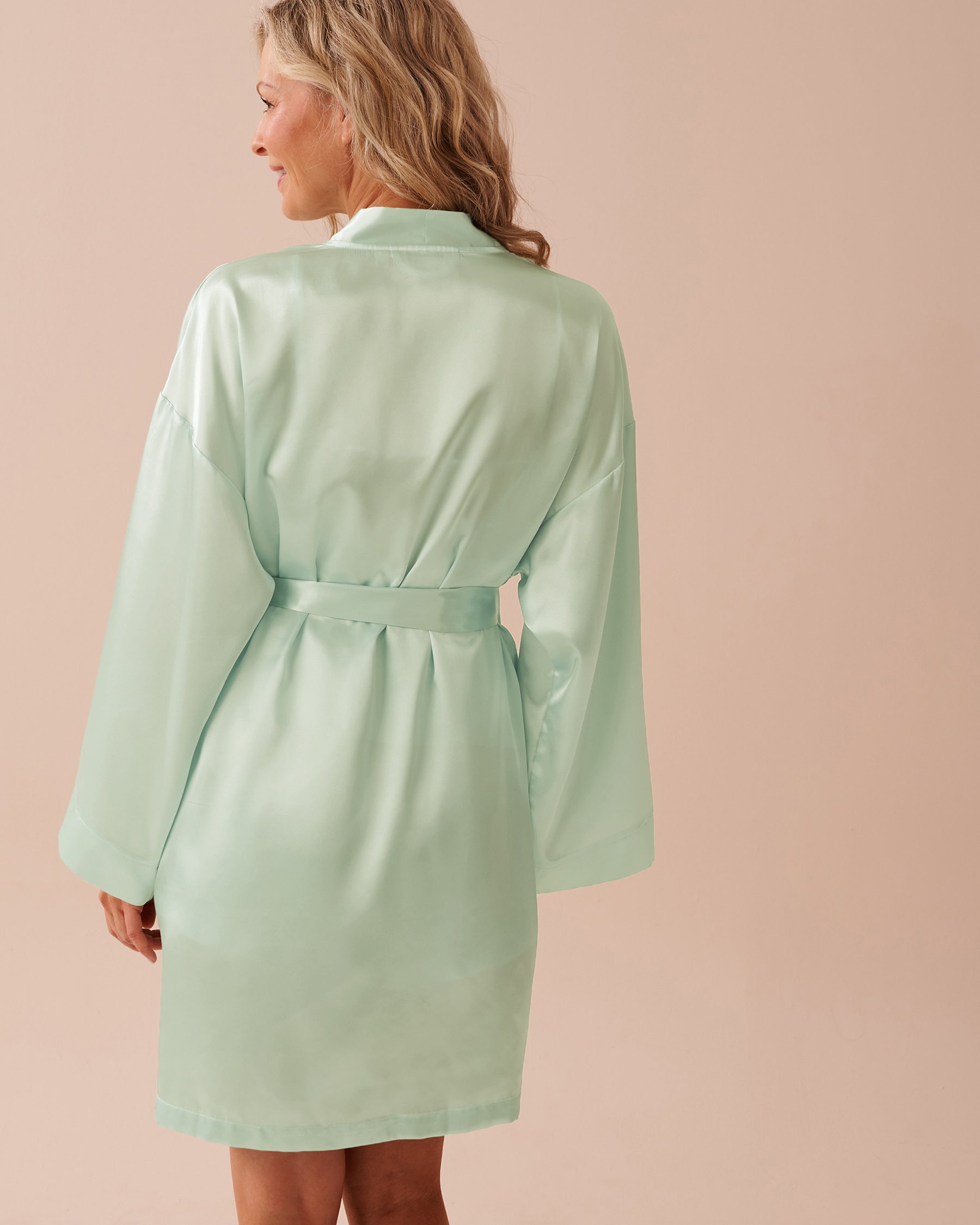 LA VIE EN ROSE Shiny Satin Kimono Mint Blue 60600084 - View2