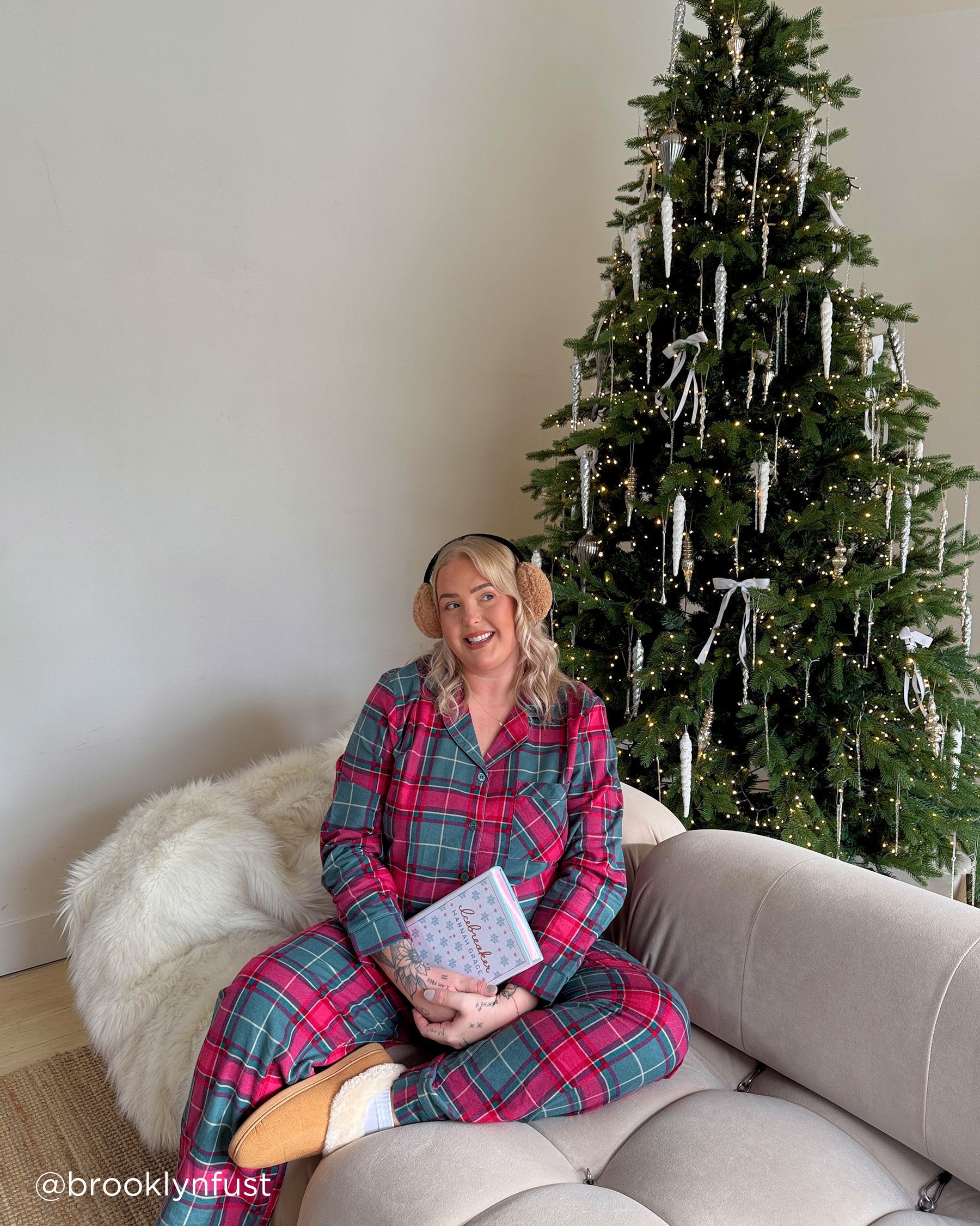 LA VIE EN ROSE Ensemble pyjama en flanelle à carreaux rouges et verts Carreaux rouges et verts 40400073 - Voir13