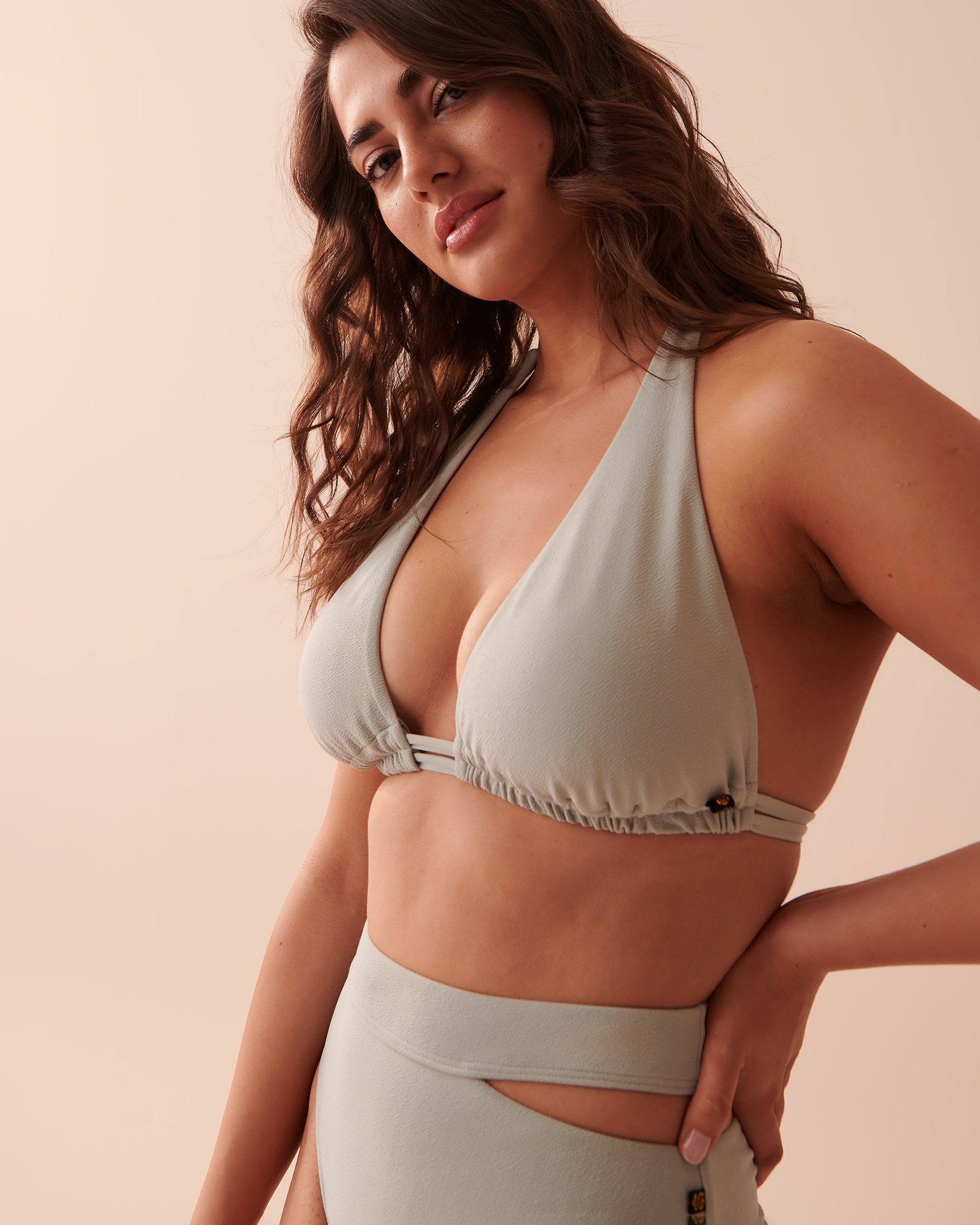 LA VIE EN ROSE AQUA TEXTURED Recycled Fibers D Cup Triangle Bikini Top Light Green Grey 70200114 - View3