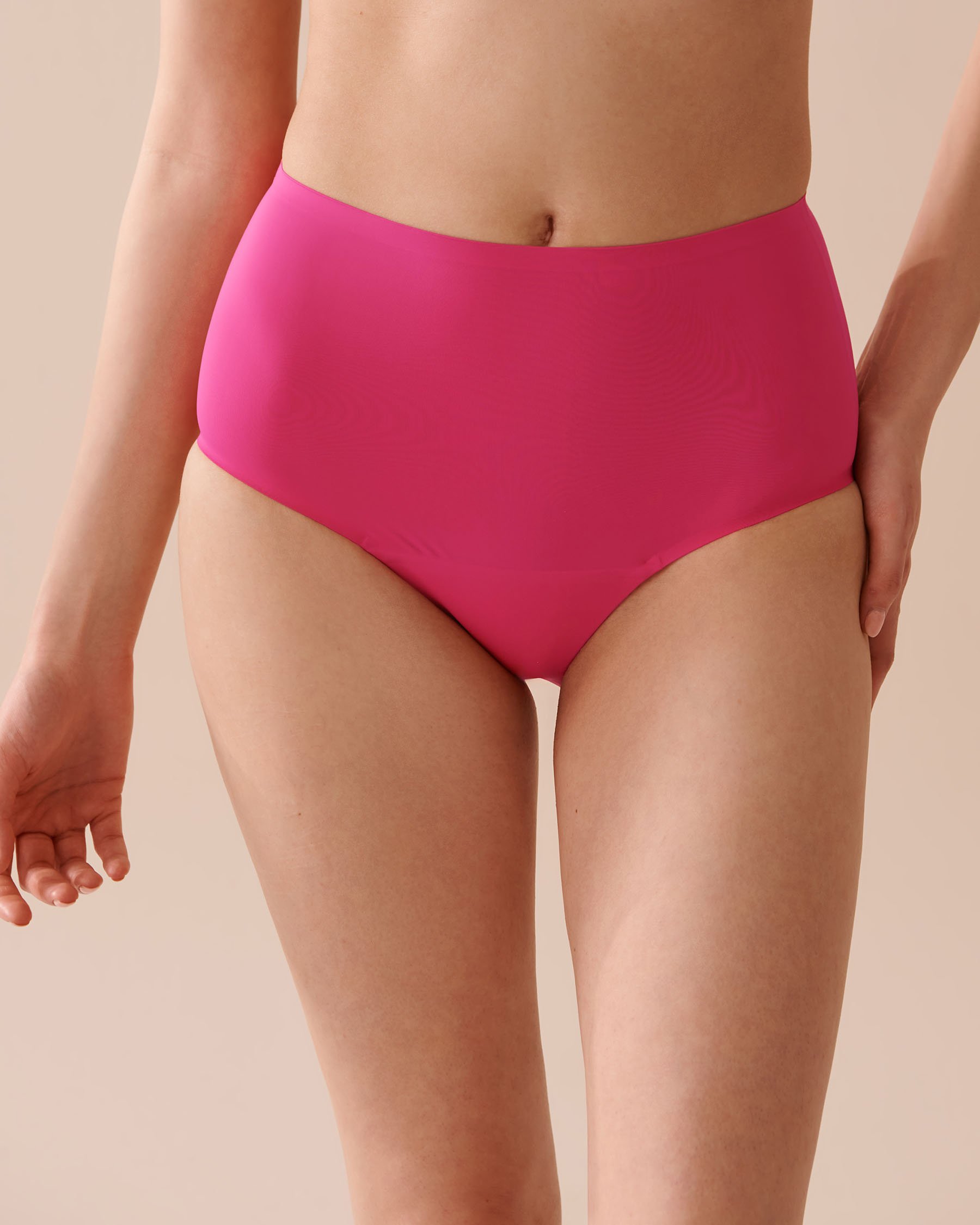 LA VIE EN ROSE Culotte menstruelle coupe bikini taille haute absorption régulière Fuchsia éclatant 20400002 - View1