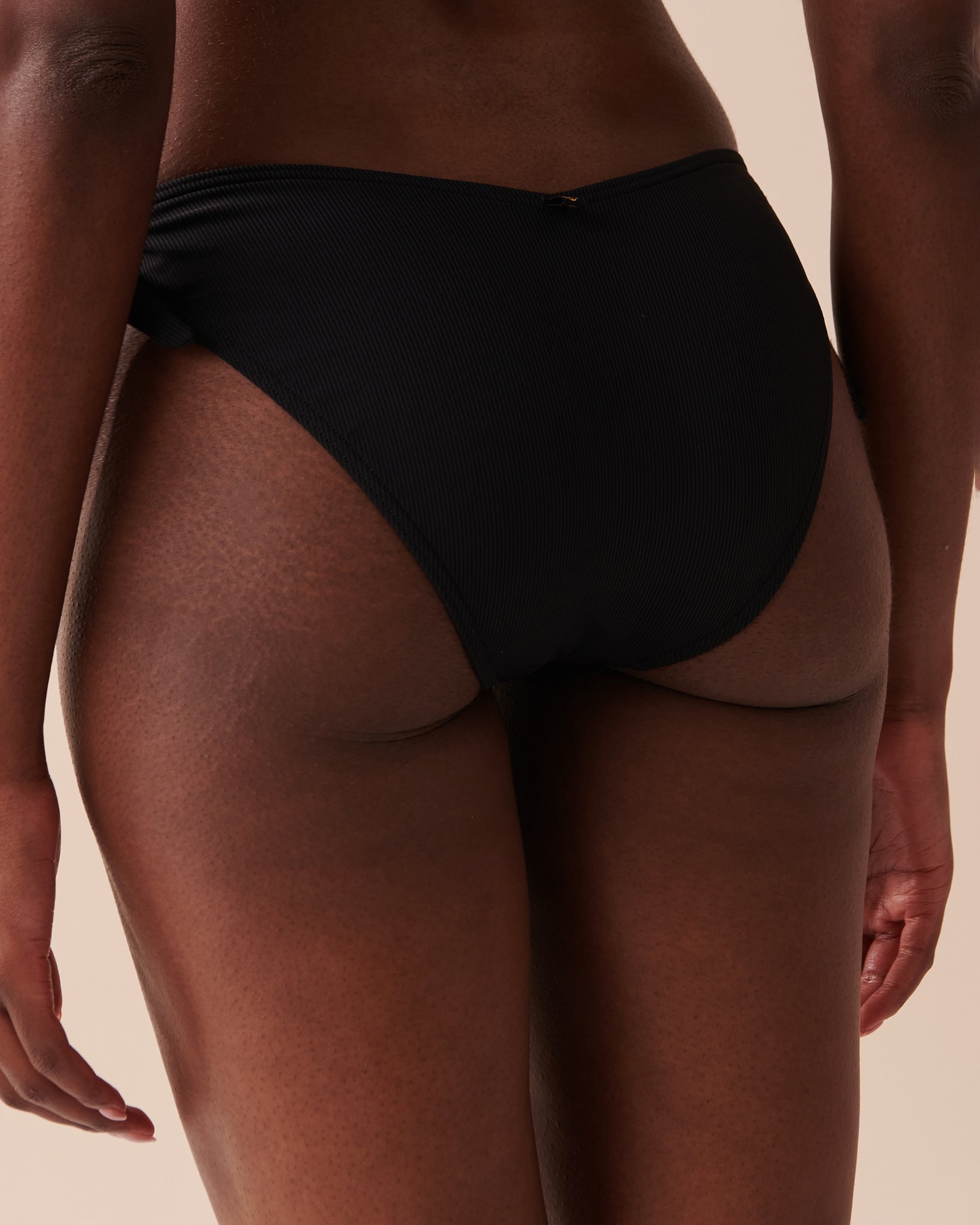 LA VIE EN ROSE AQUA TEXTURED Side Tie V-cut Brazilian Bikini Bottom Black 70300534 - View2