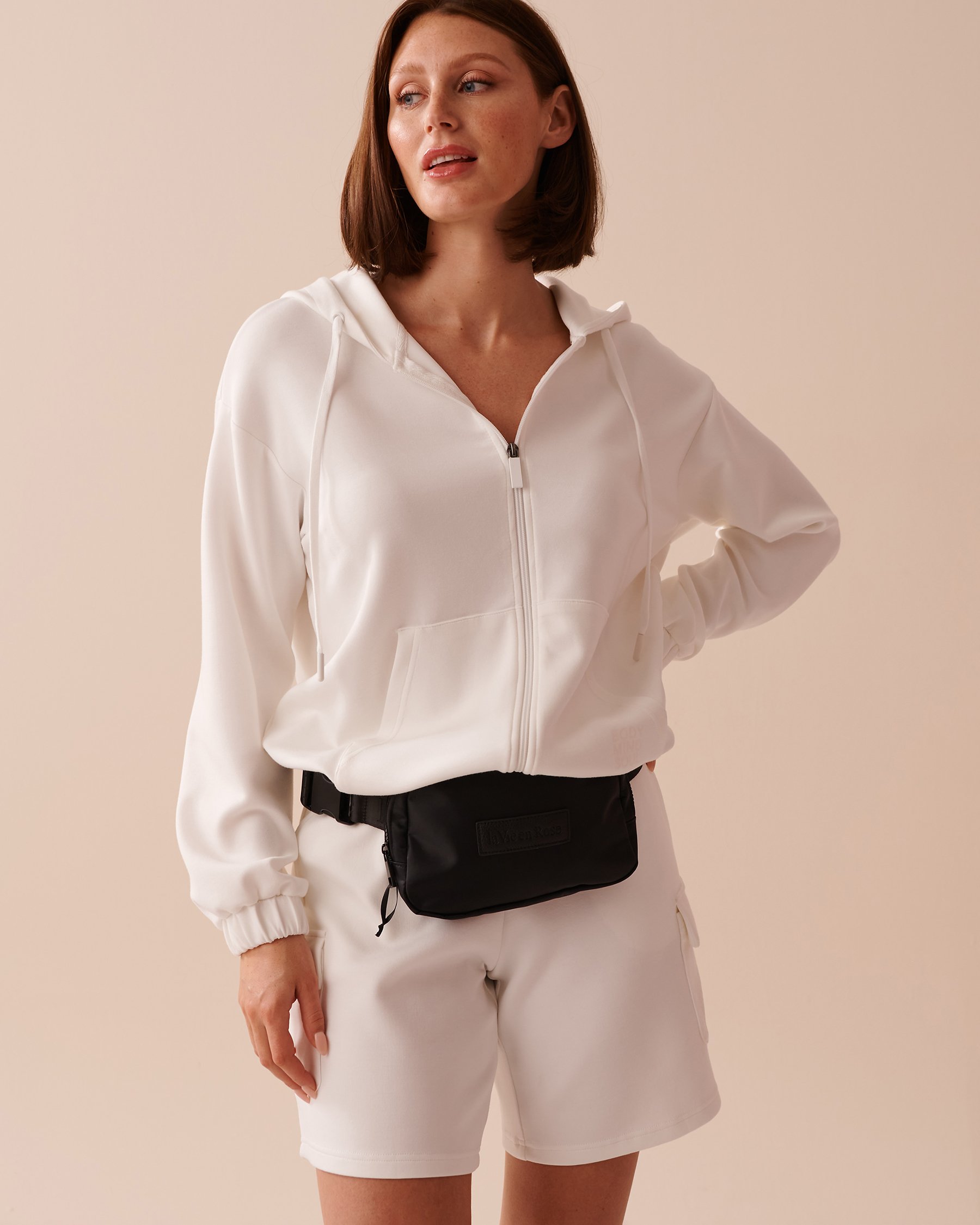 LA VIE EN ROSE Belt Bag Black 40700348 - View5