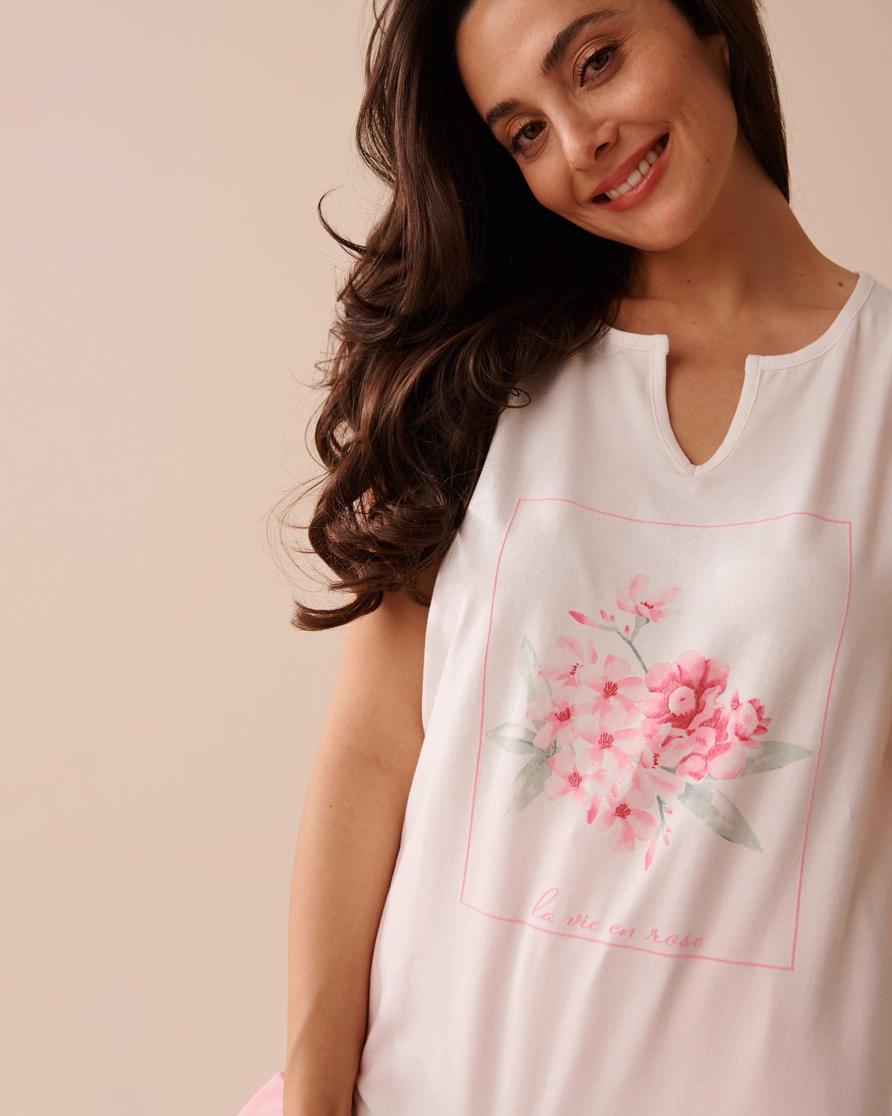 LA VIE EN ROSE Camisole en coton à fleurs roses Blanc 40100580 - Voir3
