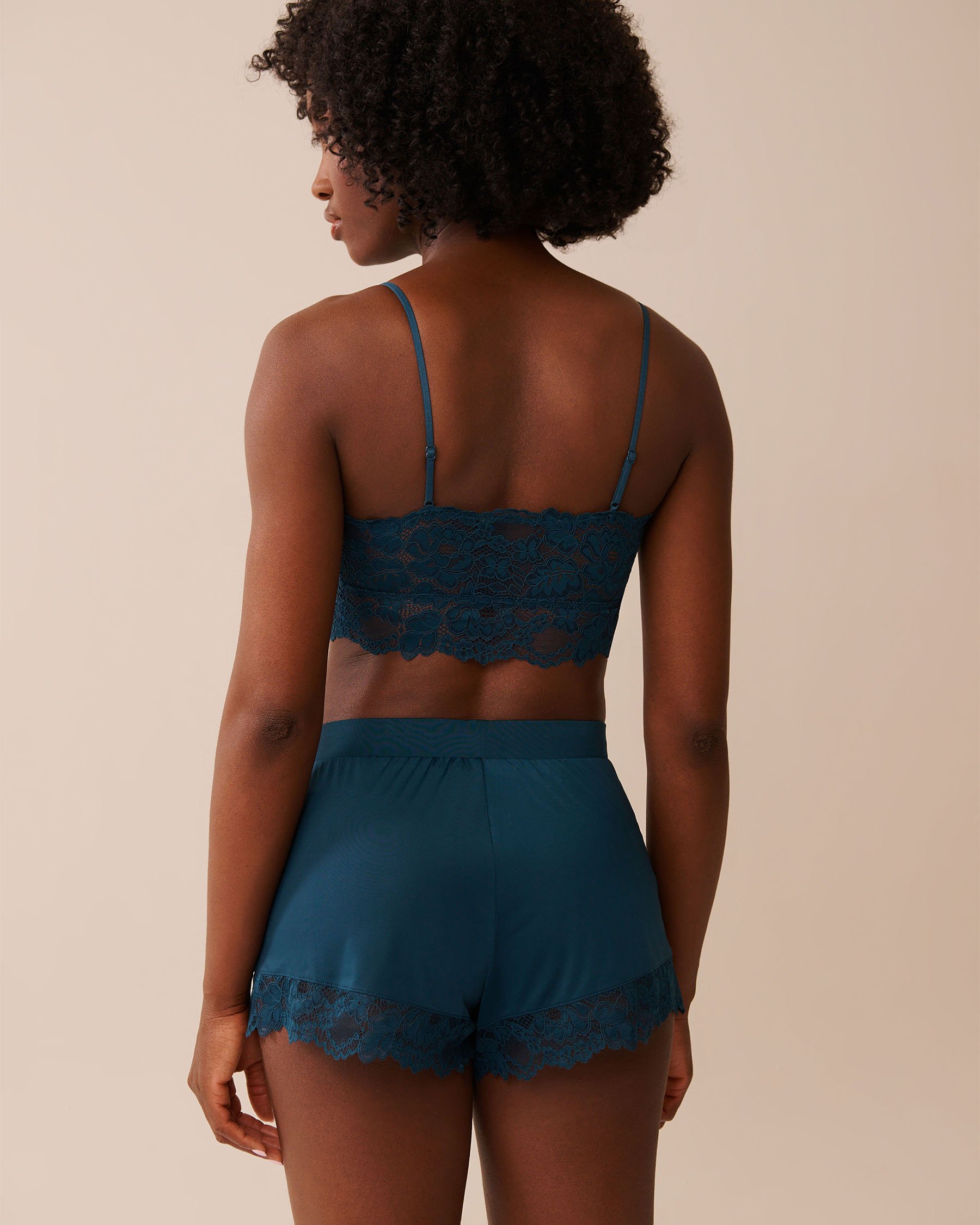 LA VIE EN ROSE Camisole courte détail de dentelle Turquoise profond 60100153 - Voir2