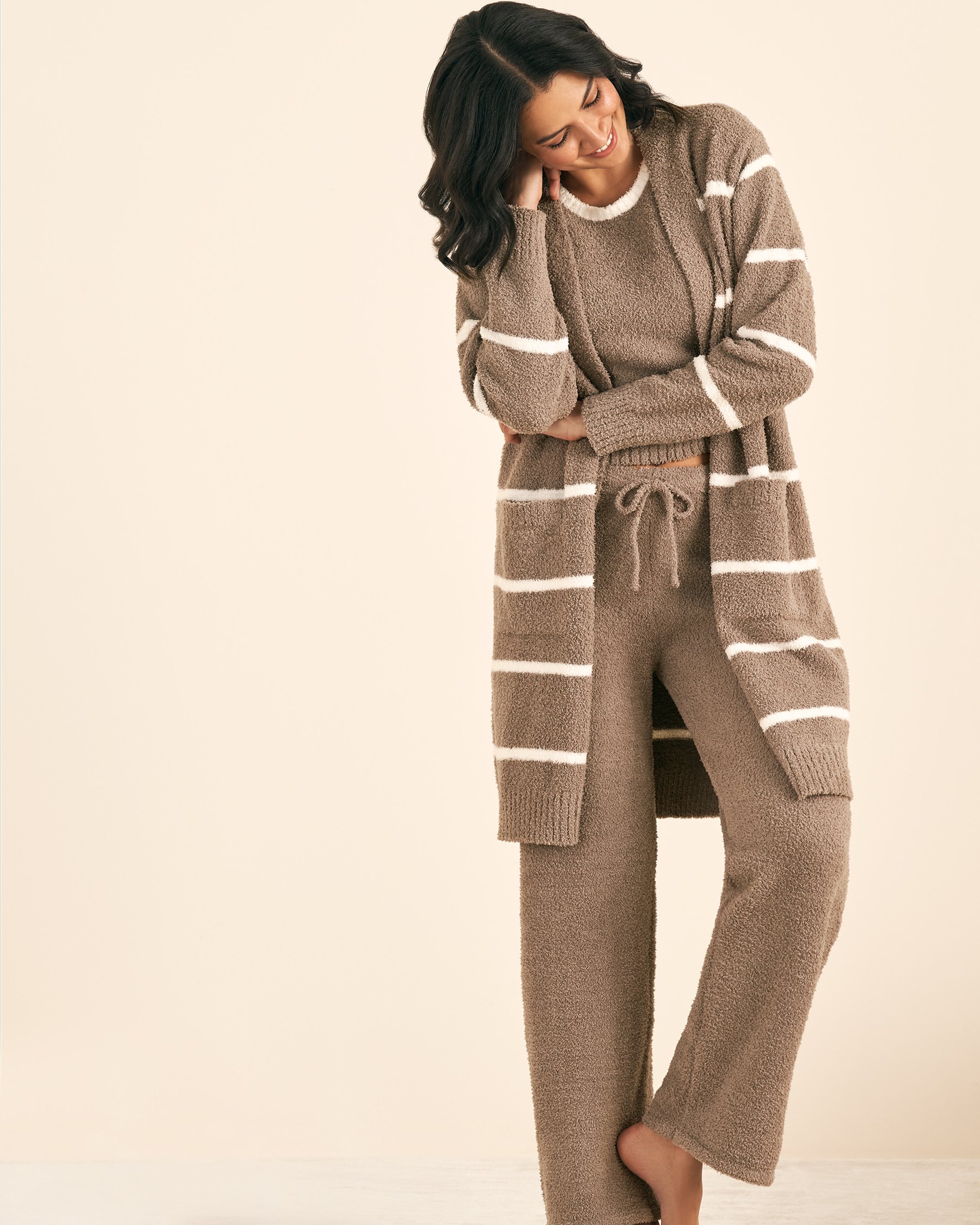 LA VIE EN ROSE Cardigan long en chenille Rayures brunes et blanches 50500016 - Voir1