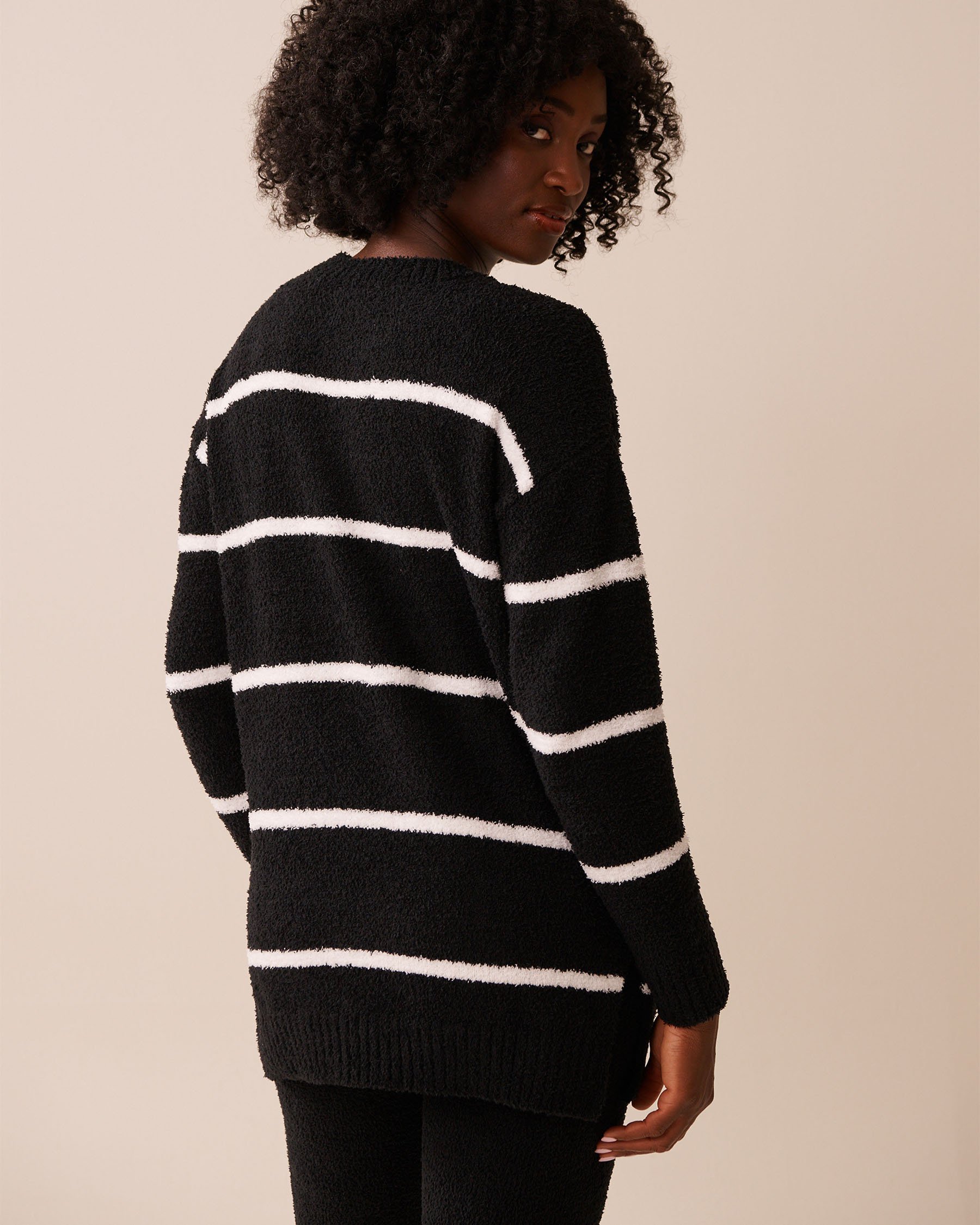 LA VIE EN ROSE Chandail manches longues en chenille Rayures noires et blanches 50100114 - View2