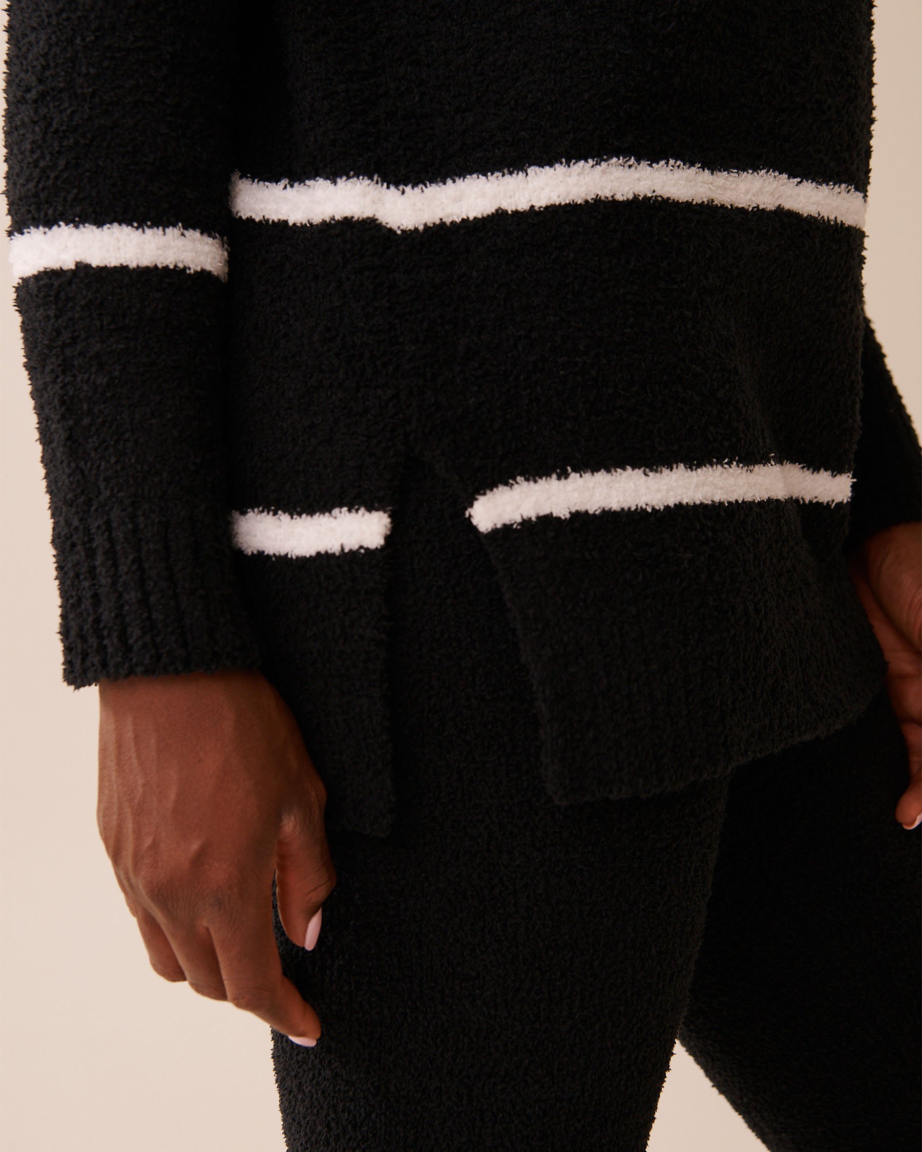 LA VIE EN ROSE Chandail manches longues en chenille Rayures noires et blanches 50100114 - View3