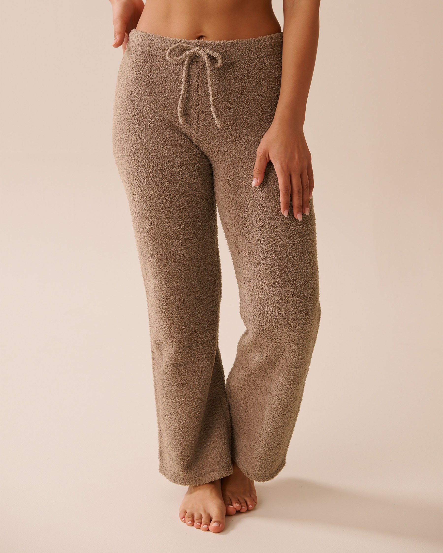 LA VIE EN ROSE Chenille Pants Brown 50200103 - View2