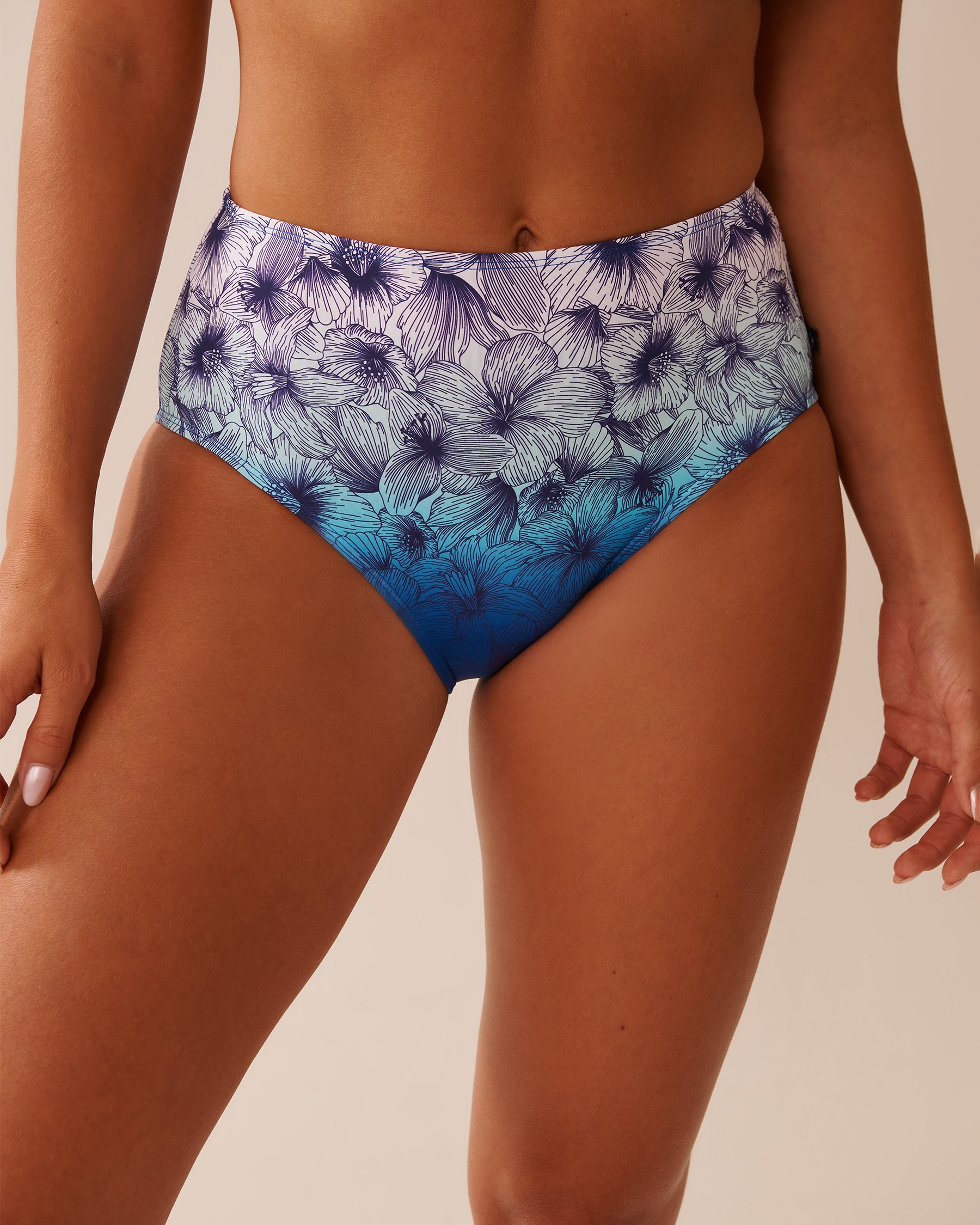 LA VIE EN ROSE AQUA HIBISCUS FADE High Waist Bikini Bottom Hibiscus Fade 70300778 - View1