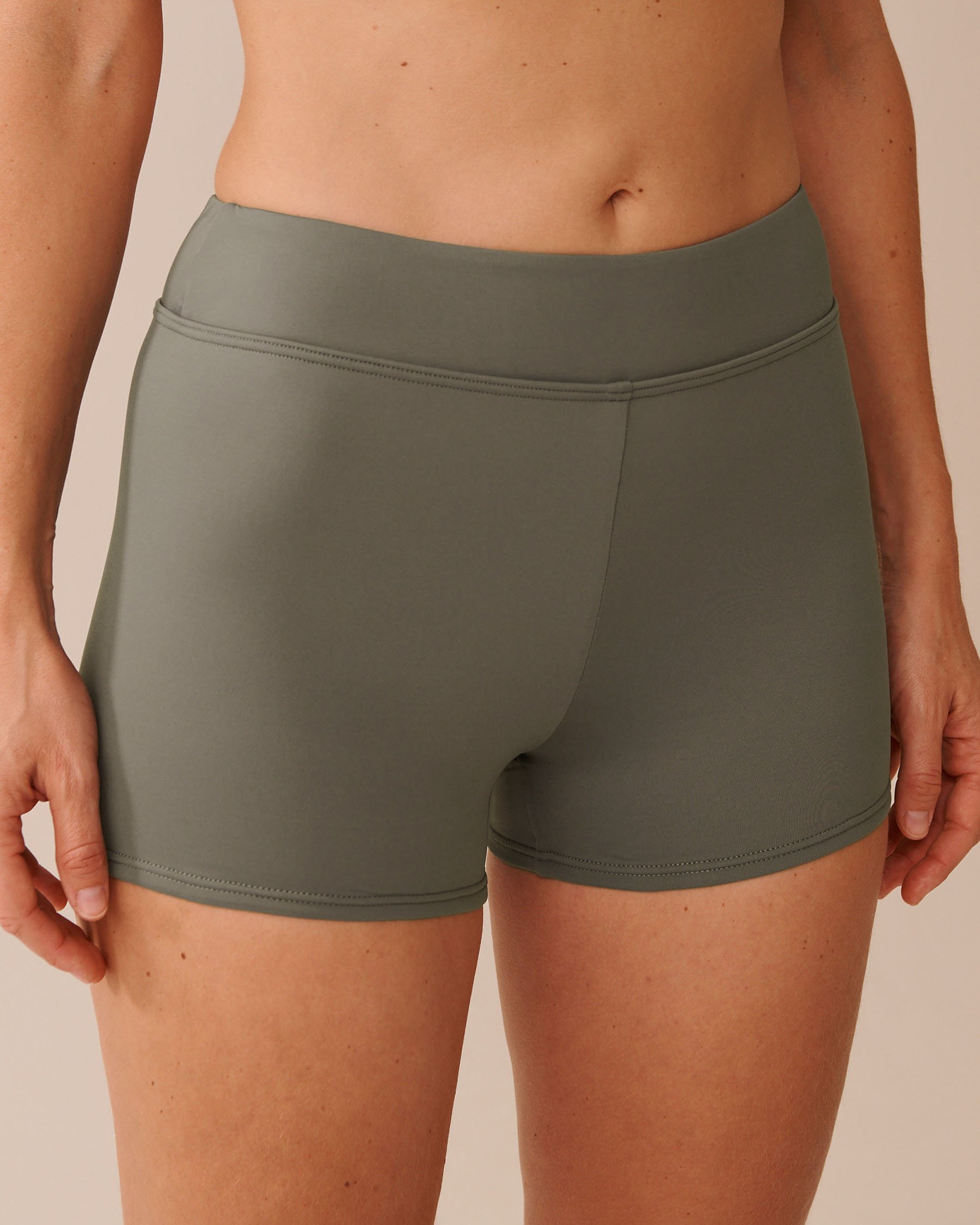 LA VIE EN ROSE AQUA Bas de bikini garçonne taille mi-haute KHAKI GREY Gris kaki 70300793 - View1