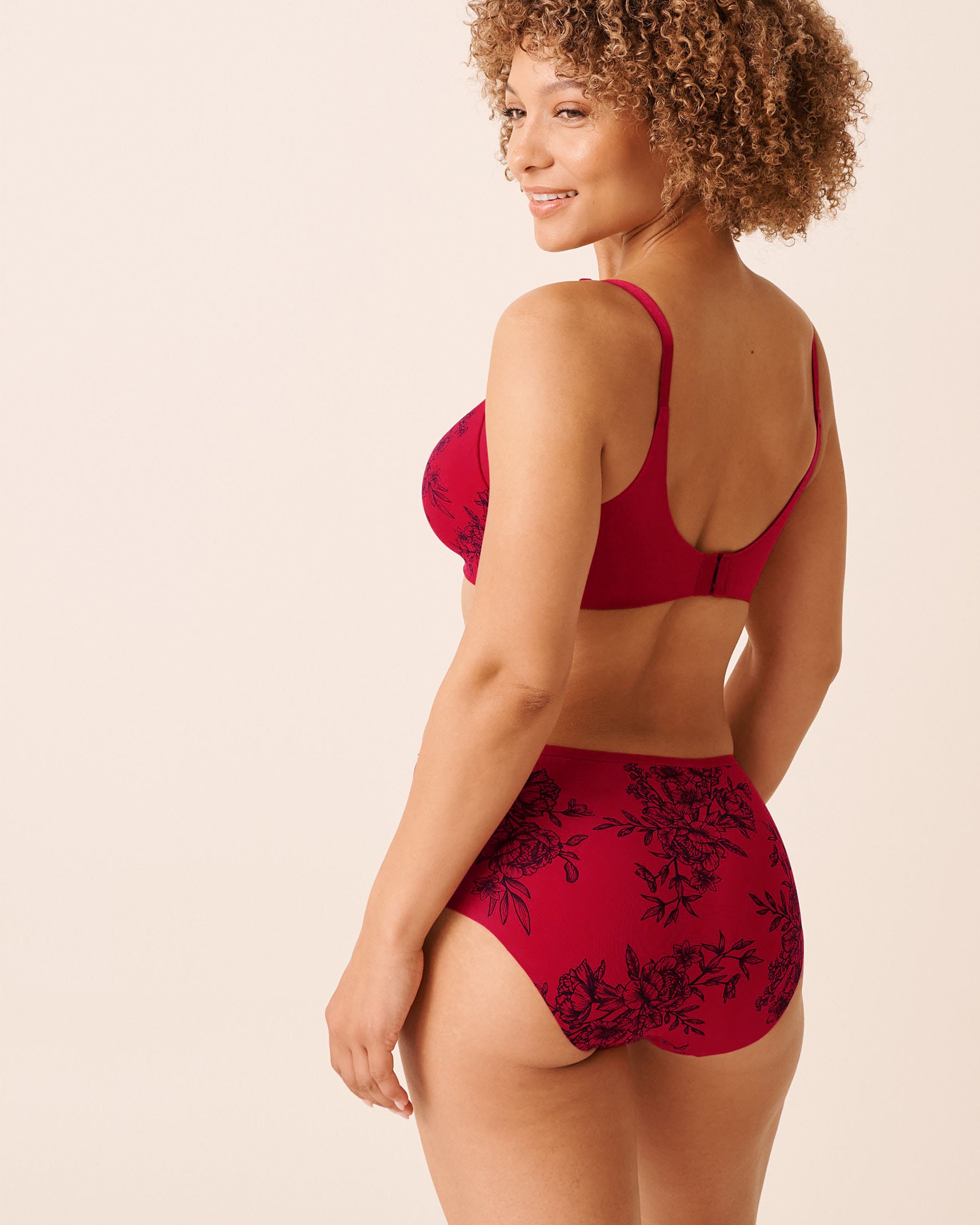 LA VIE EN ROSE Soutien-gorge doublure légère sans armatures dos lisse Fleurs rouges et noires 10200549 - Voir2