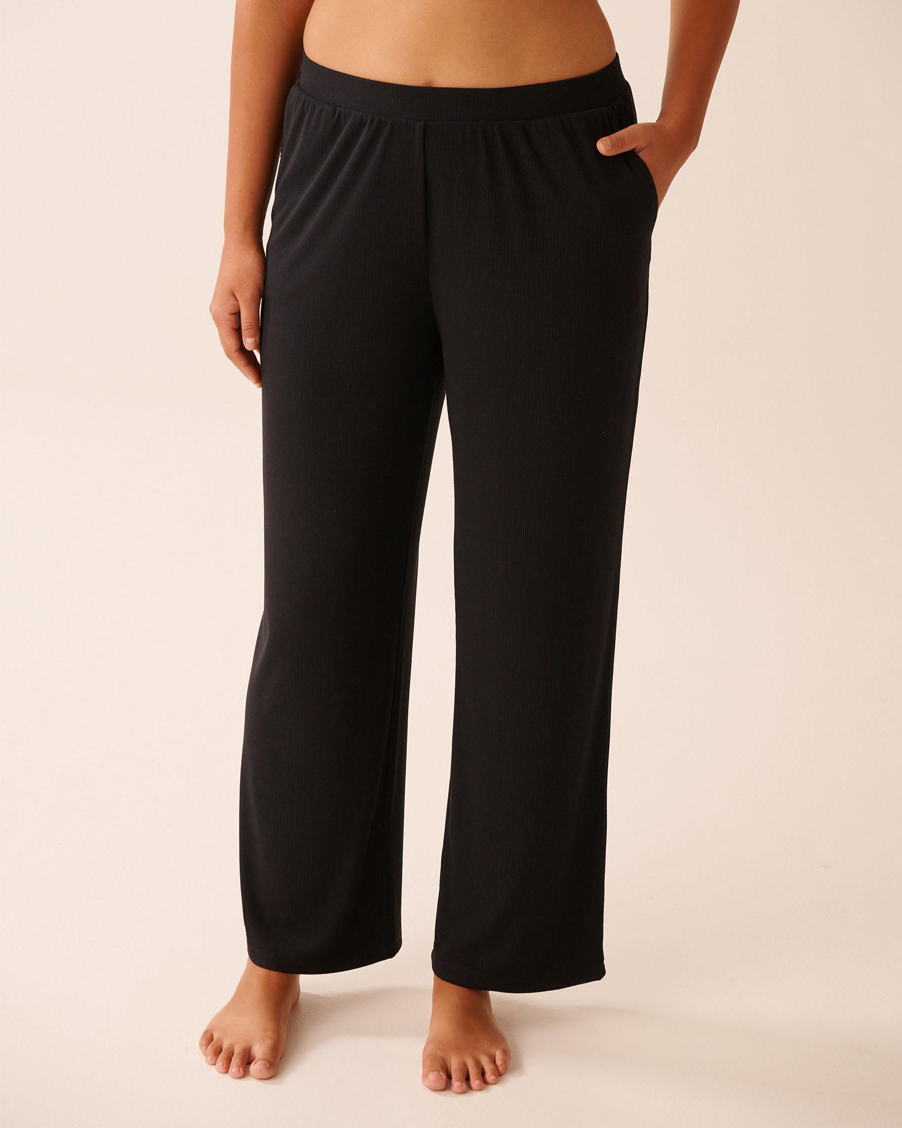 LA VIE EN ROSE Ribbed Modal Pants Black 60200167 - View1