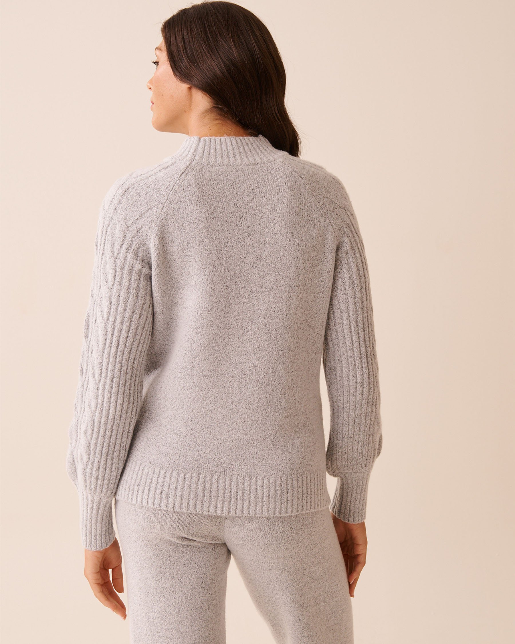 LA VIE EN ROSE Chandail en tricot manches longues torsadées Gris 50100117 - Voir2