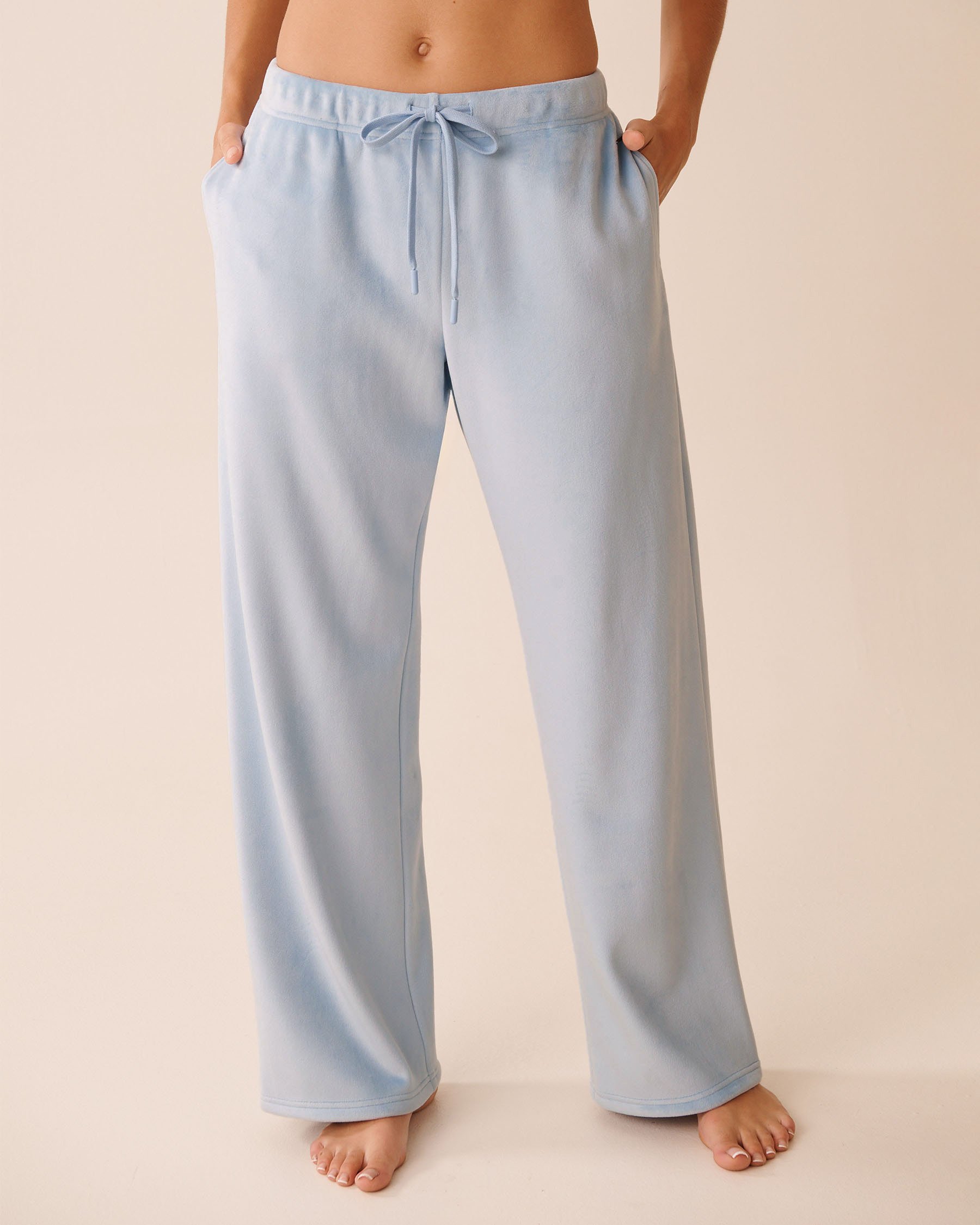 LA VIE EN ROSE Pantalon en velours Bleu pâle 50200108 - View1