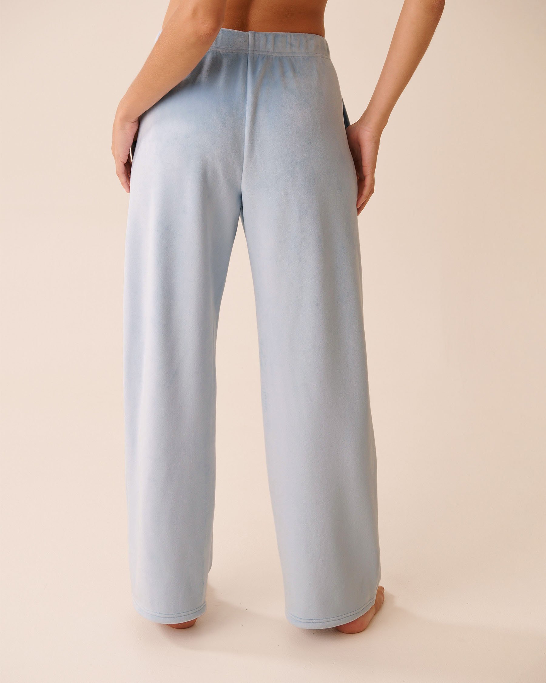 LA VIE EN ROSE Pantalon en velours Bleu pâle 50200108 - View2