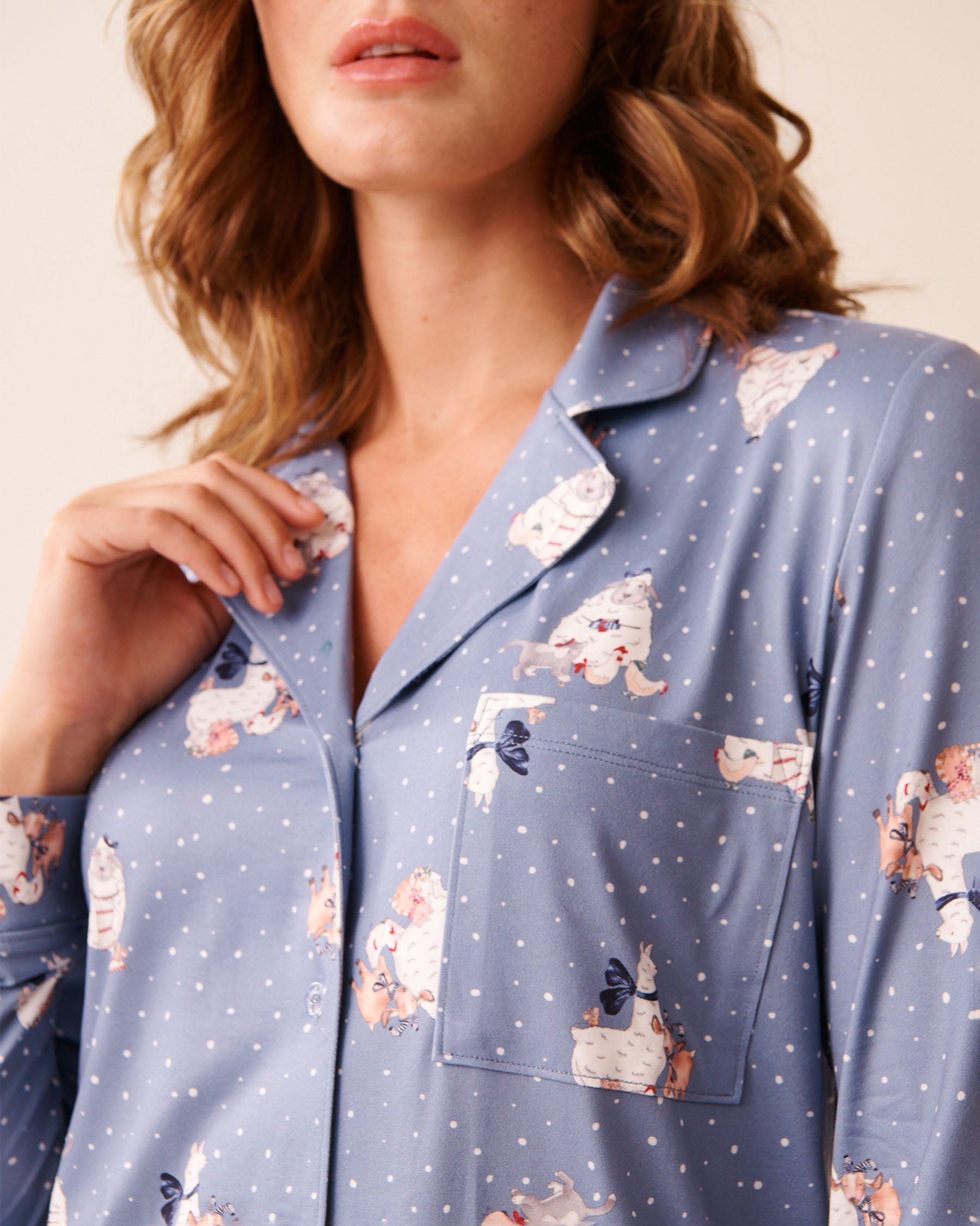 LA VIE EN ROSE Farm Friends Print Super Soft Button-down Shirt Light Blue/Farm Animals 40100805 - View3