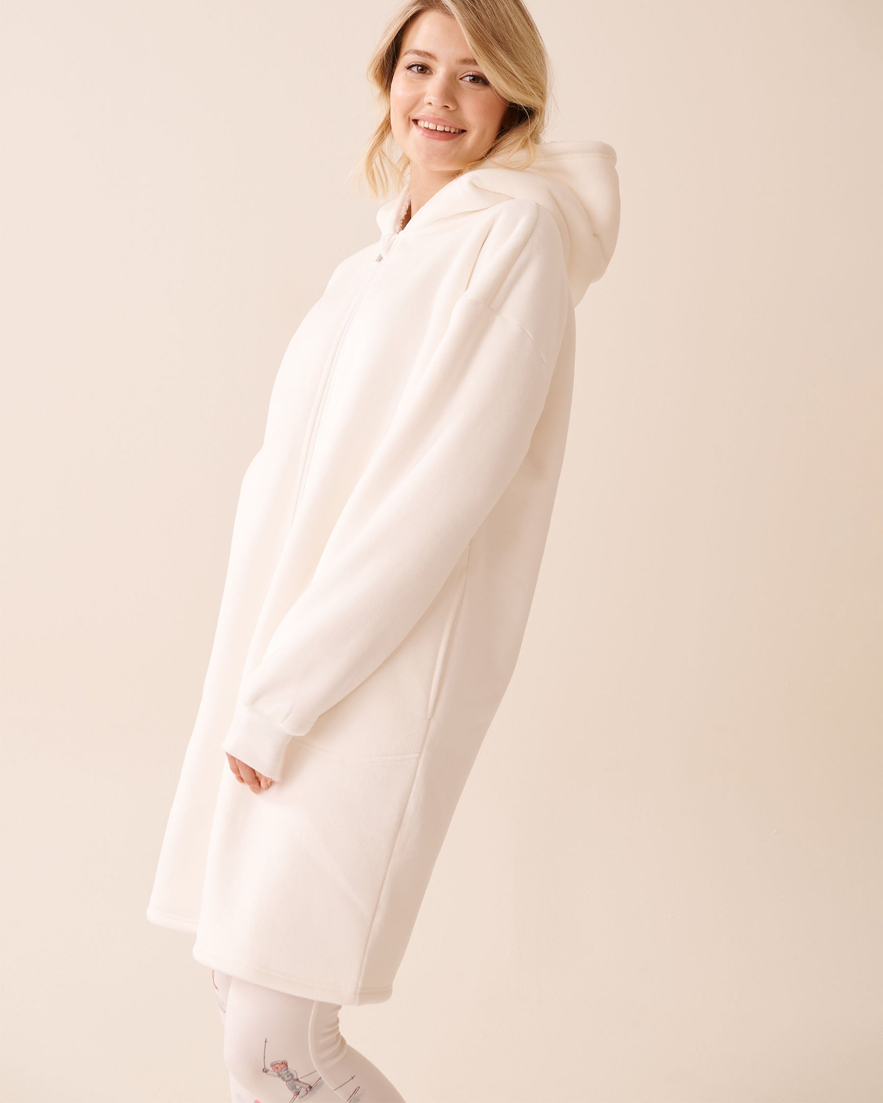 LA VIE EN ROSE Hooded Robe with Zipper Snow White 40600216 - View1