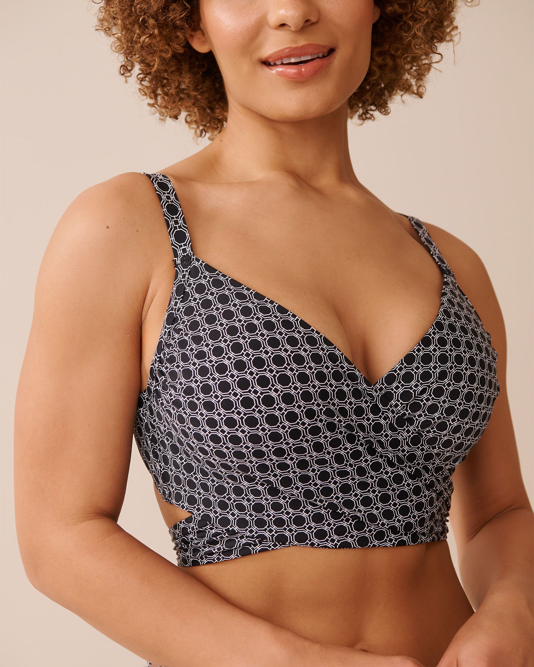 LA VIE EN ROSE AQUA BLACK TILE D Cup Draped Bikini Top Black Tile 70200194 - View4