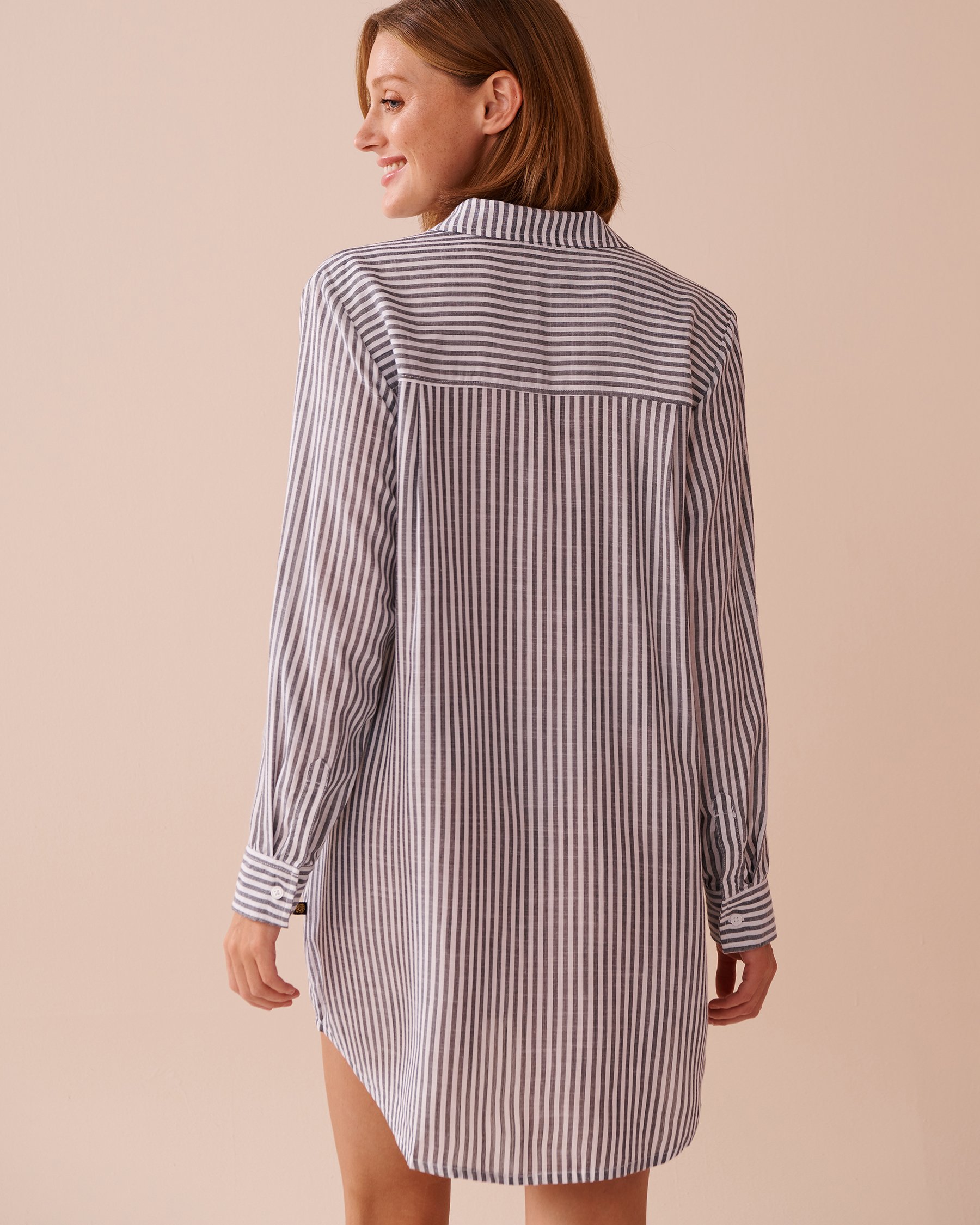 LA VIE EN ROSE AQUA Striped Button-down Shirt Black & White Stripes 80100031 - View2