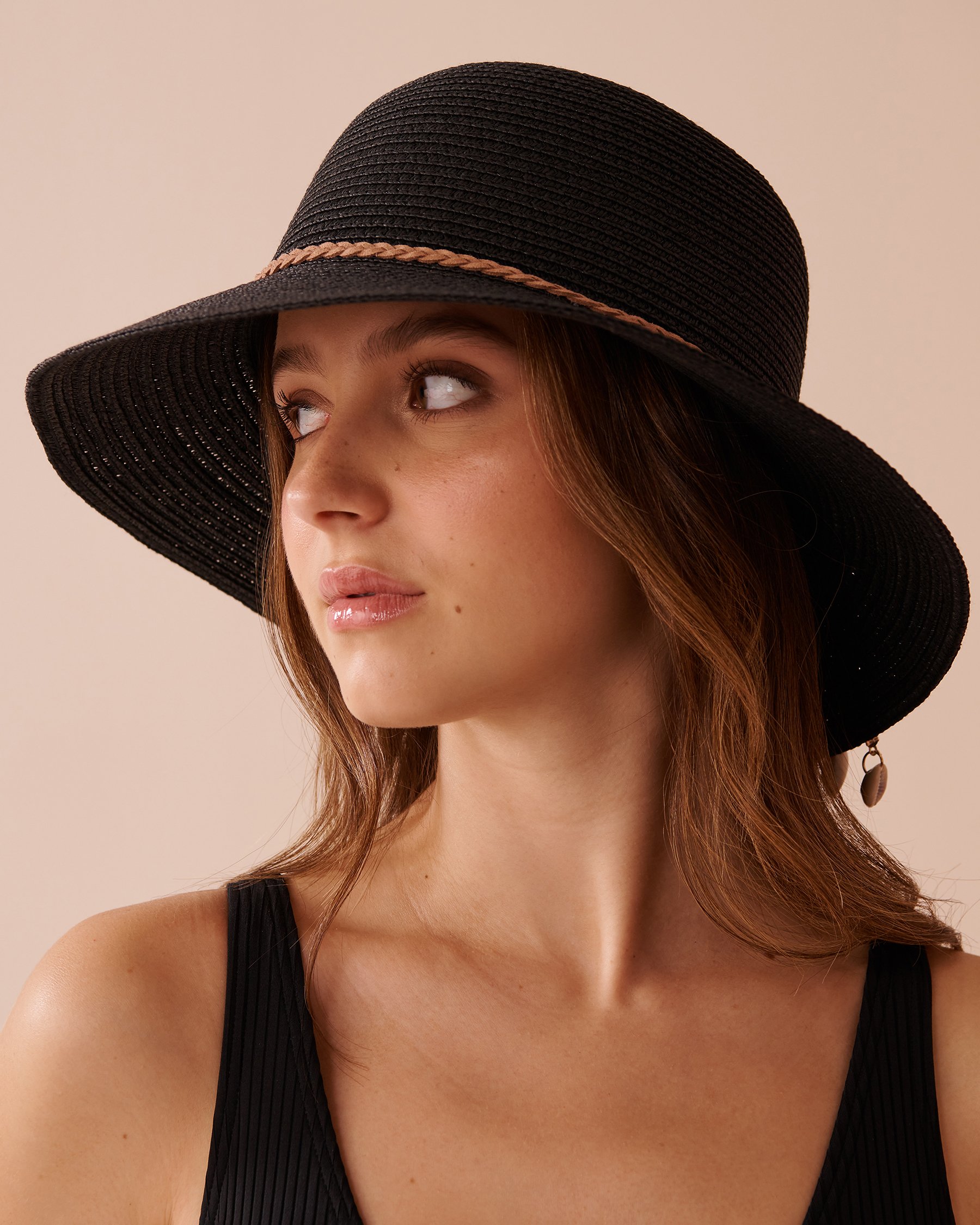 LA VIE EN ROSE AQUA Cloche Hat with Seashells Black 80500109 - View3
