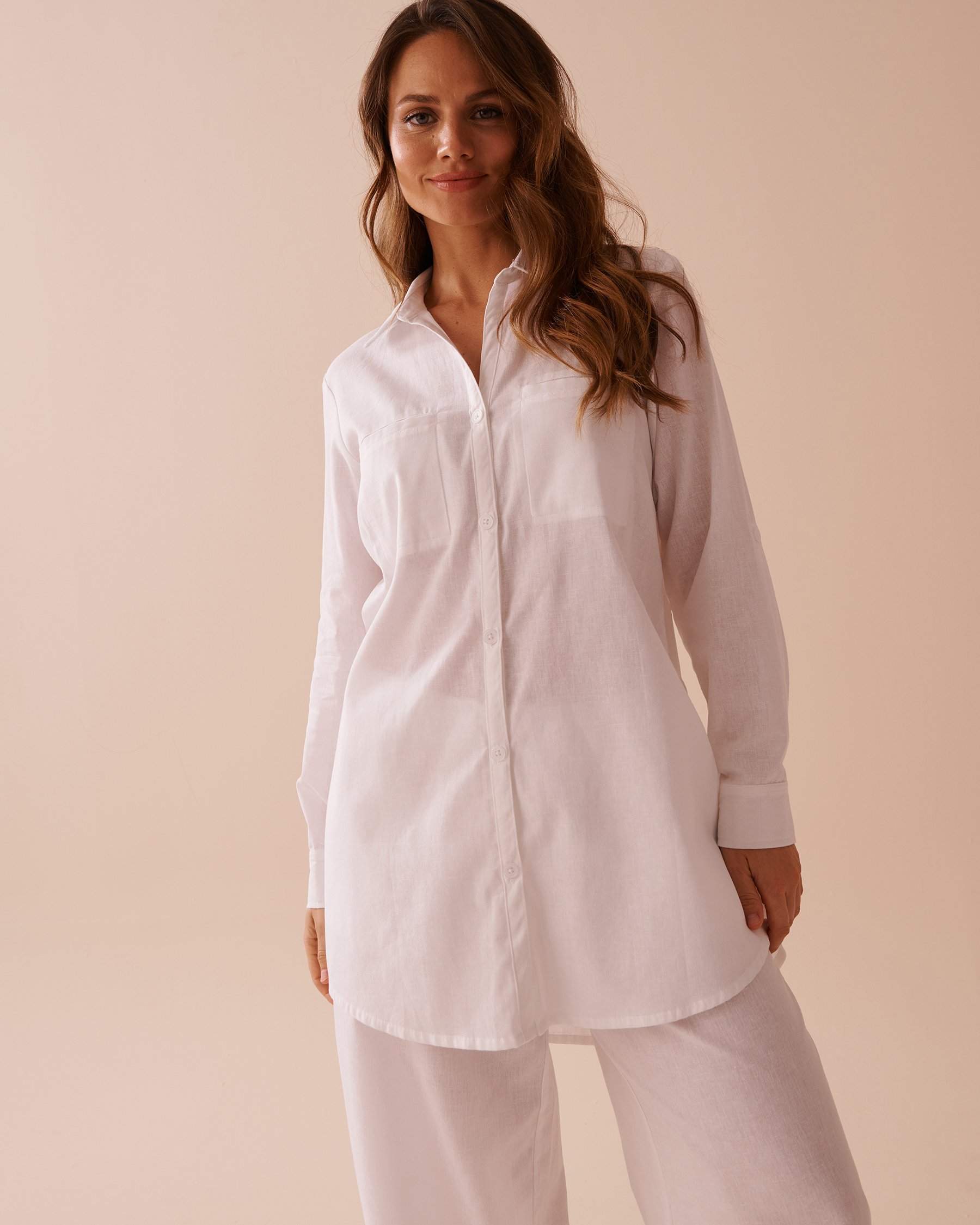 LA VIE EN ROSE AQUA Cotton-Linen Blend Long Shirt White 80100029 - View3