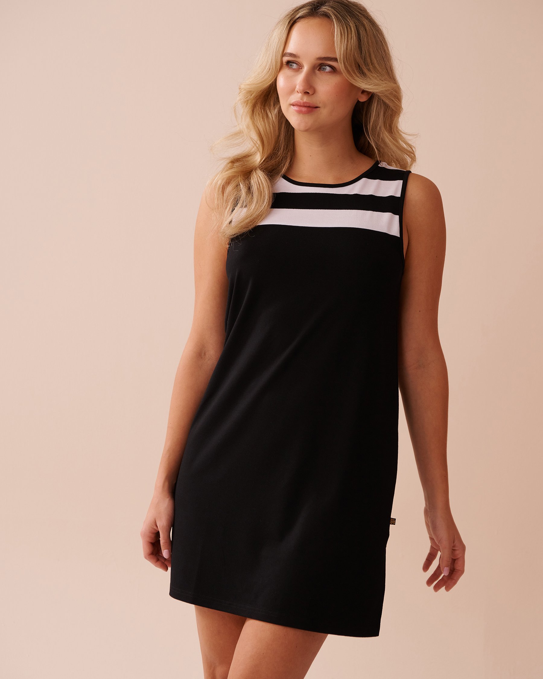 LA VIE EN ROSE AQUA Robe rayée en jersey Noir rayé 80300104 - View1