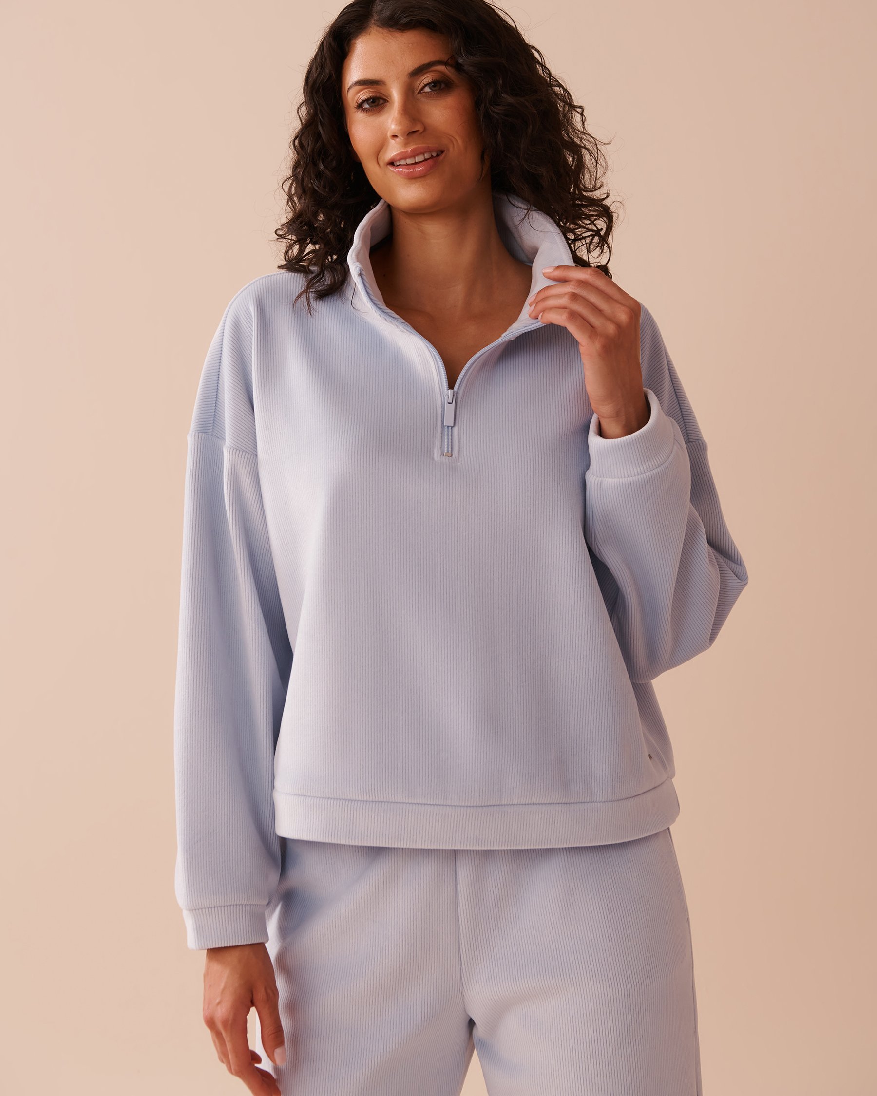 LA VIE EN ROSE Chandail demi-zip épais en tissu côtelé Bleu glacé 50100098 - Voir1