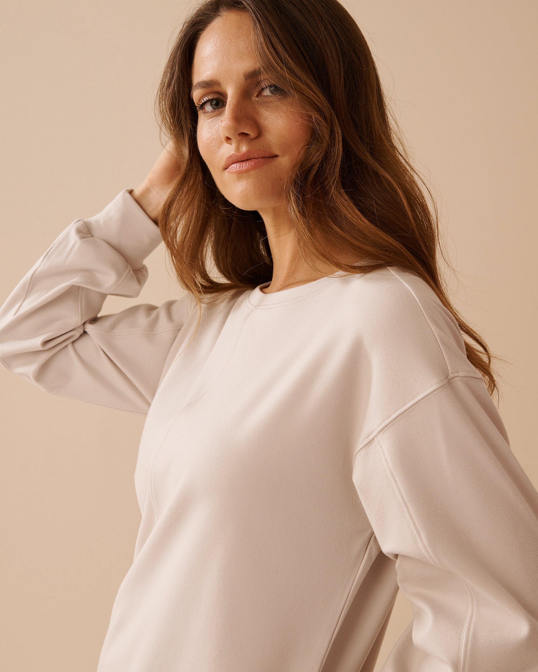 LA VIE EN ROSE Lightly Ribbed Crew Neck Sweatshirt Light Beige 50100099 - View4