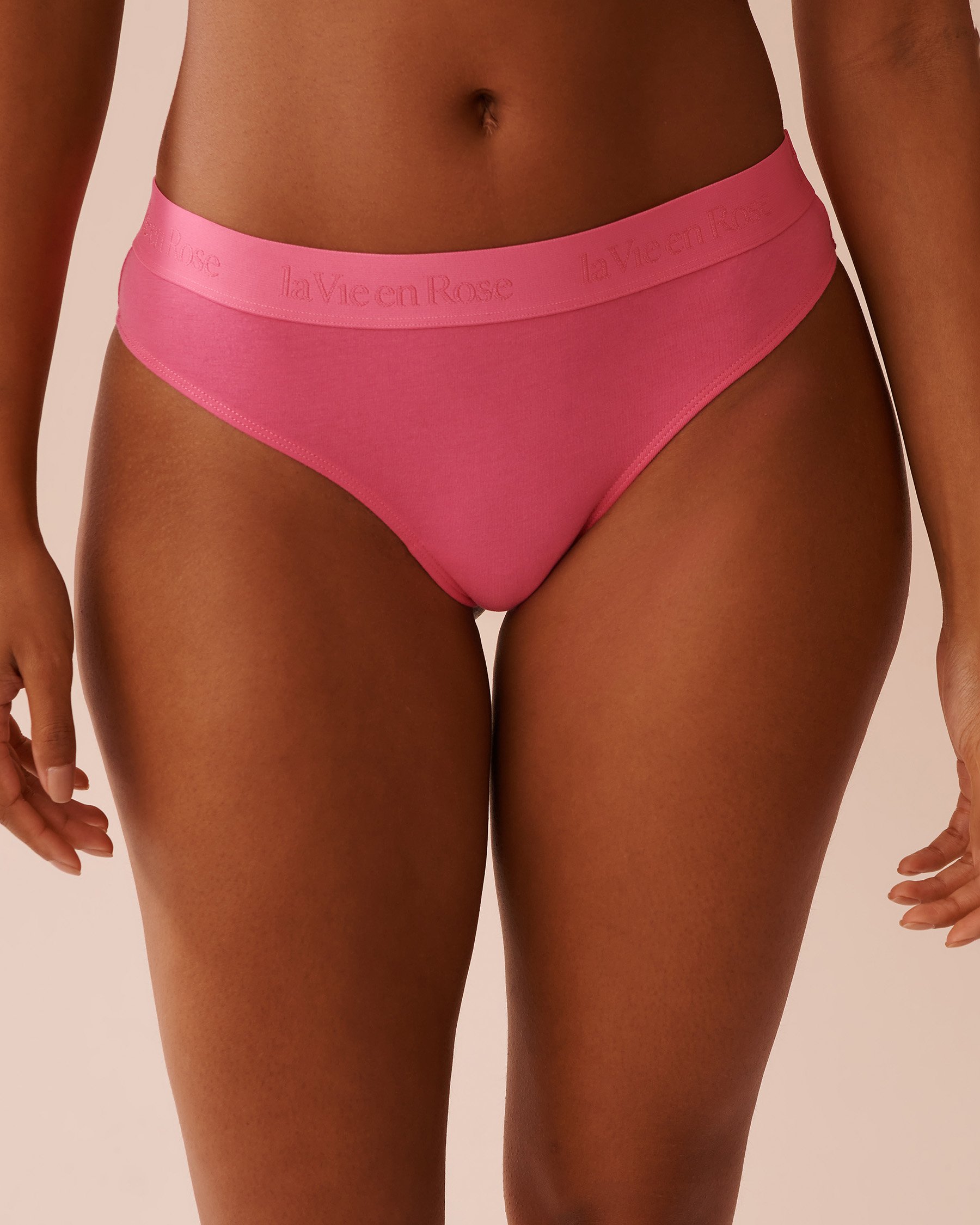 LA VIE EN ROSE Cotton and Logo Elastic Band Thong Panty Pink Passion 20100546 - View1