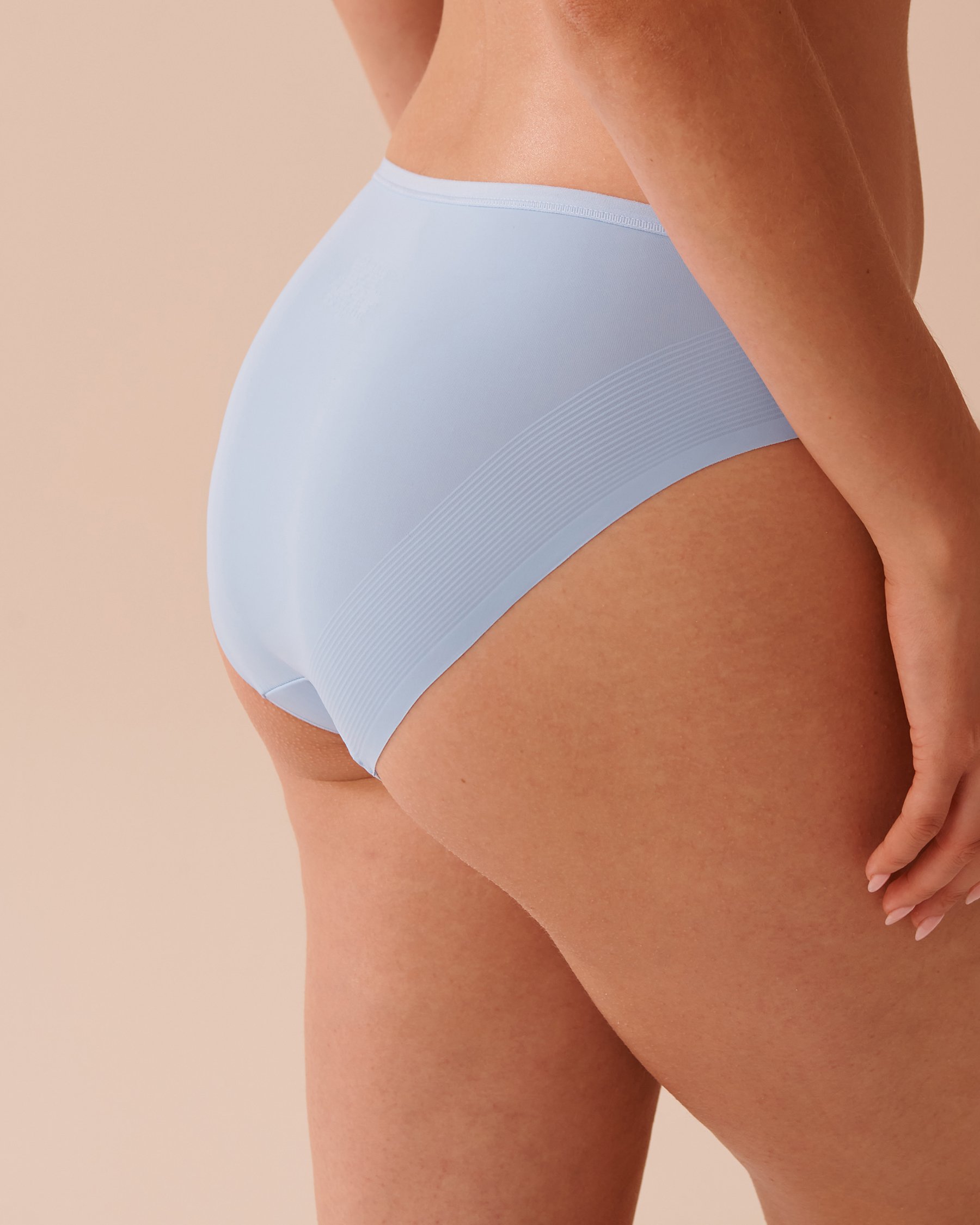 LA VIE EN ROSE Microfiber and Mesh Sleek Back Bikini Panty Blue Garden 20300365 - View2